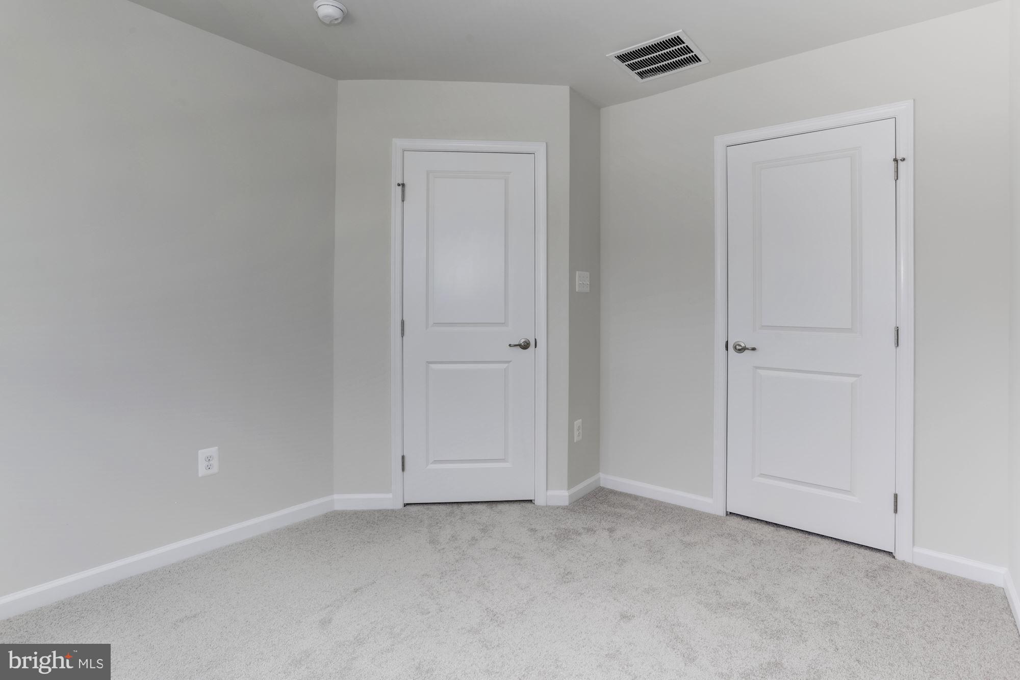 POTOMAC STATION - Residential