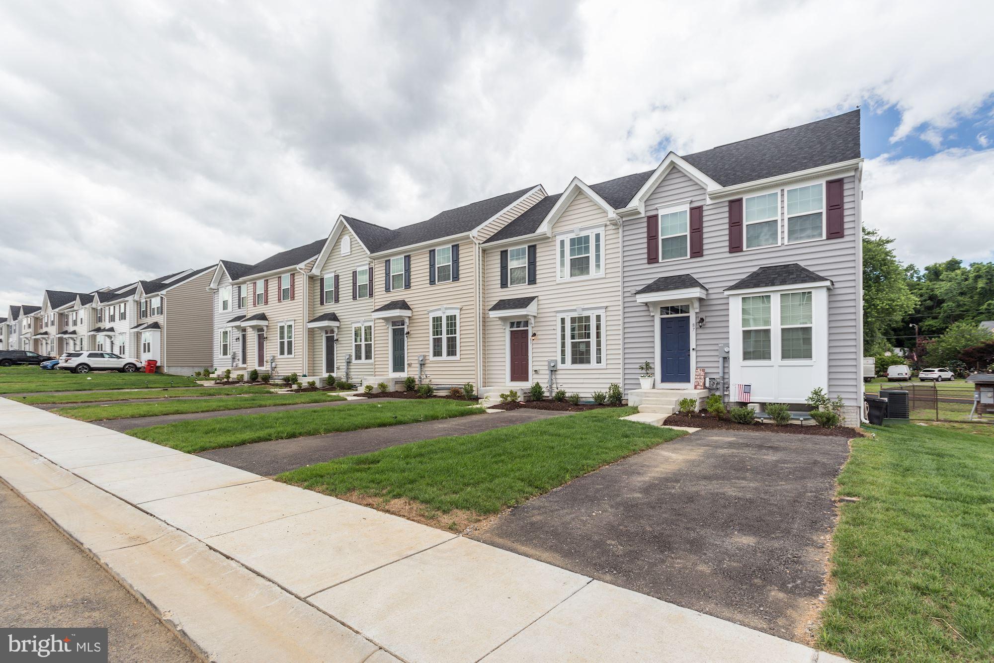 POTOMAC STATION - Residential