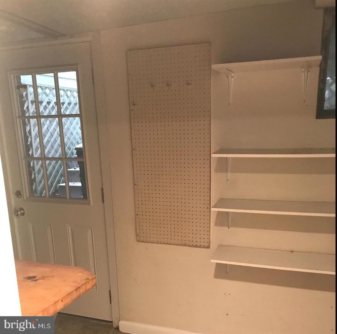 ROSEMONT - Residential Lease