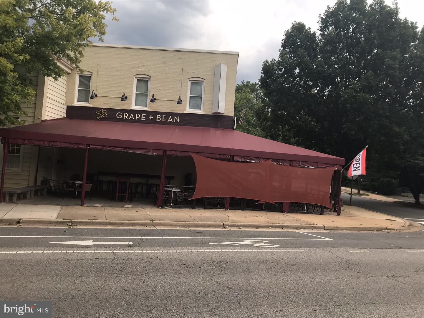 ROSEMONT - Residential Lease