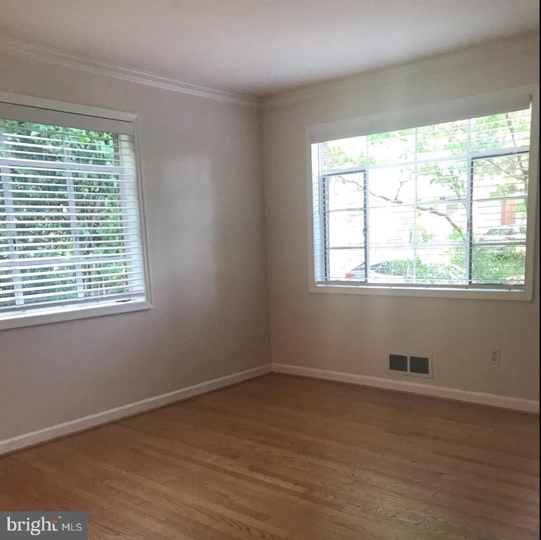 ROSEMONT - Residential Lease