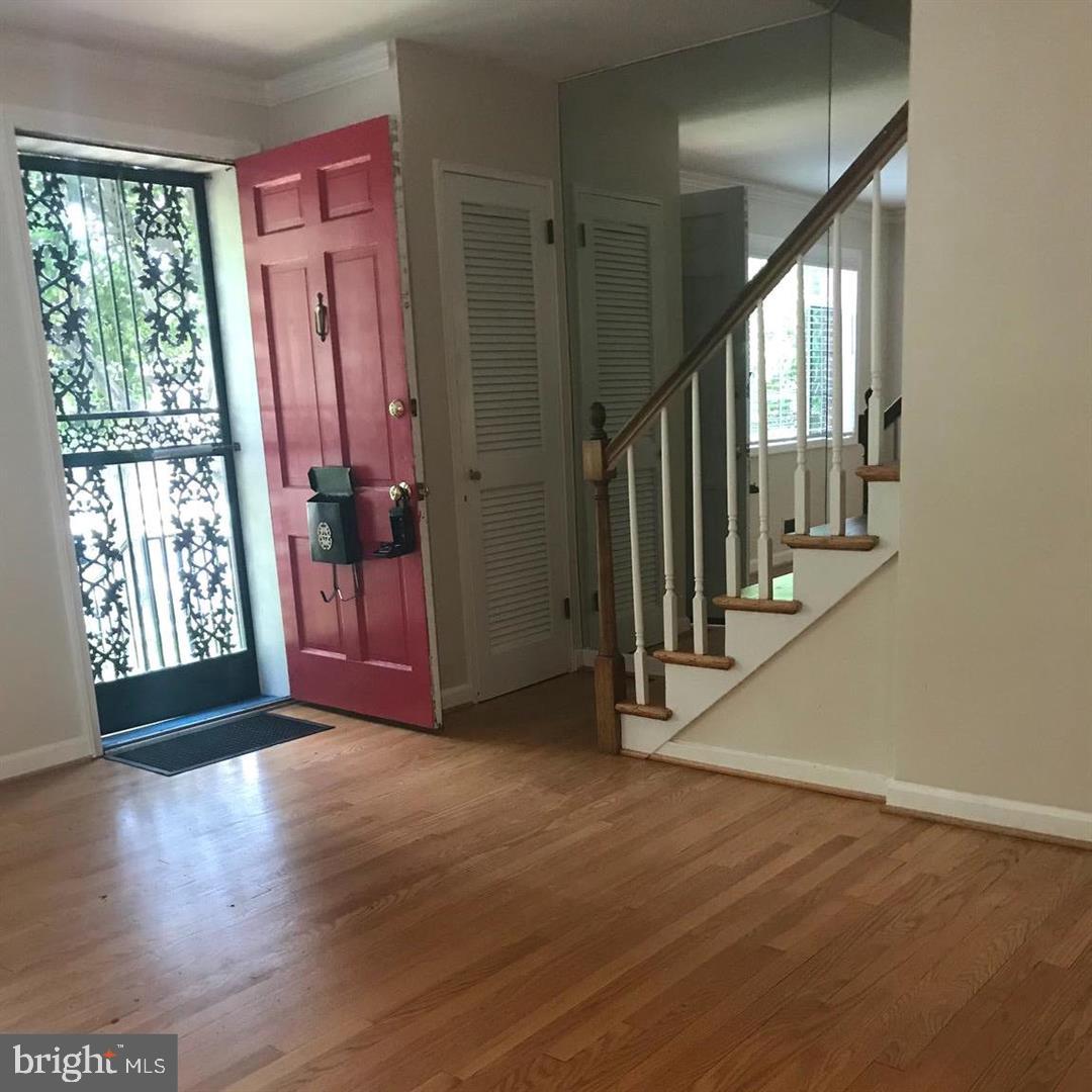 ROSEMONT - Residential Lease