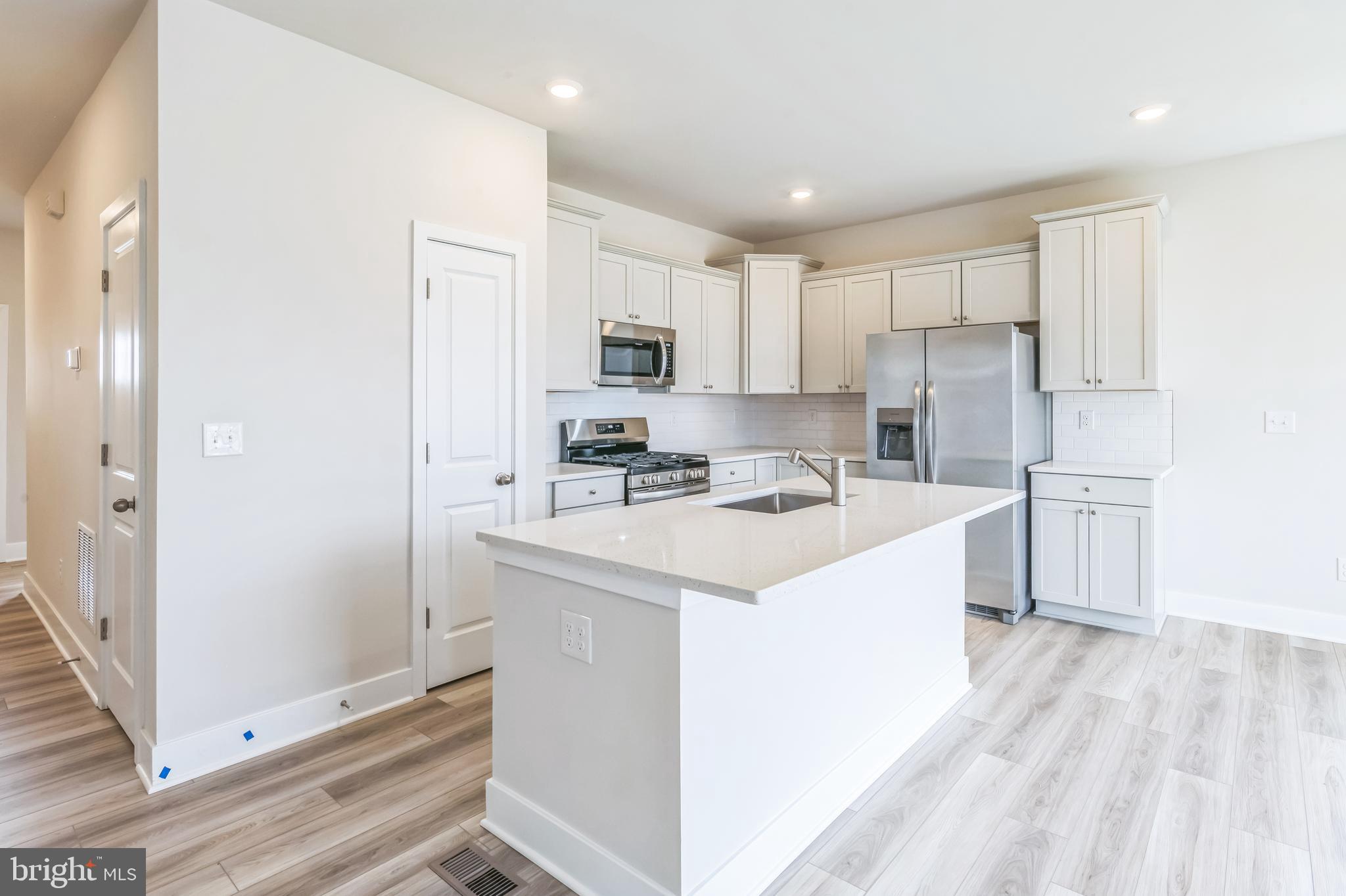 26063 E OLD GATE DRIVE