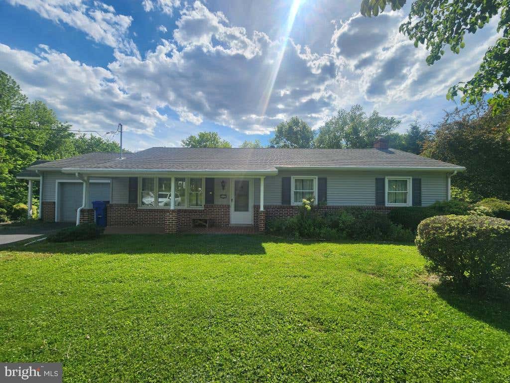 Photo of 2002 Bridge Road, LANCASTER, PA 17602 (MLS # PALA2091900)