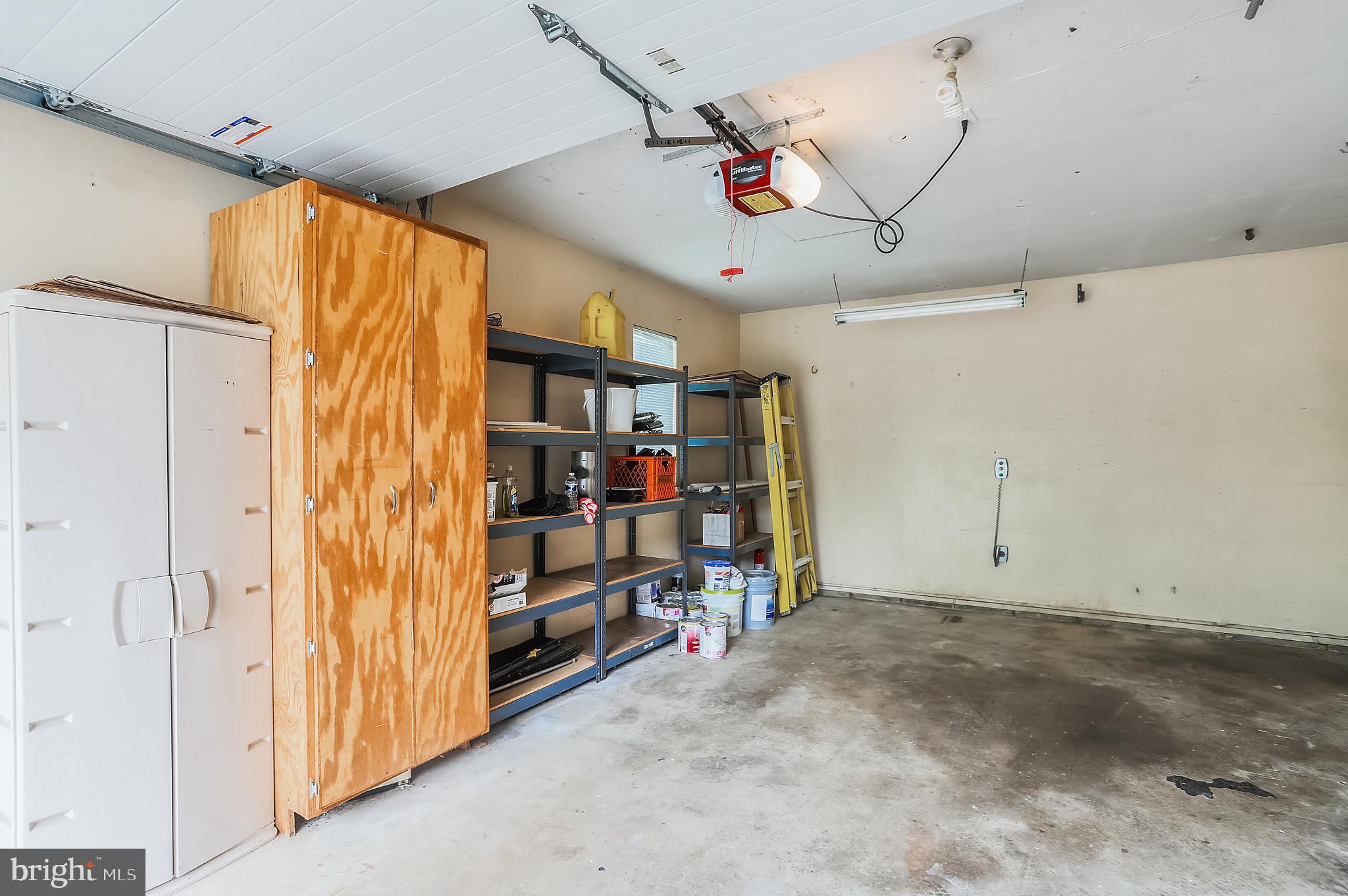 POINTER RIDGE - Residential