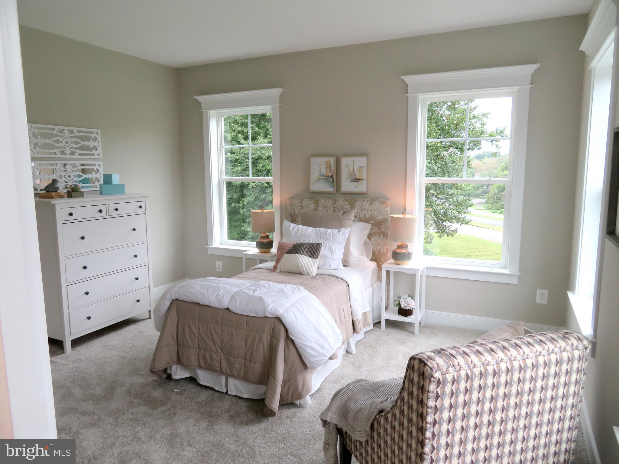 PLYMOUTH HAVEN - Residential