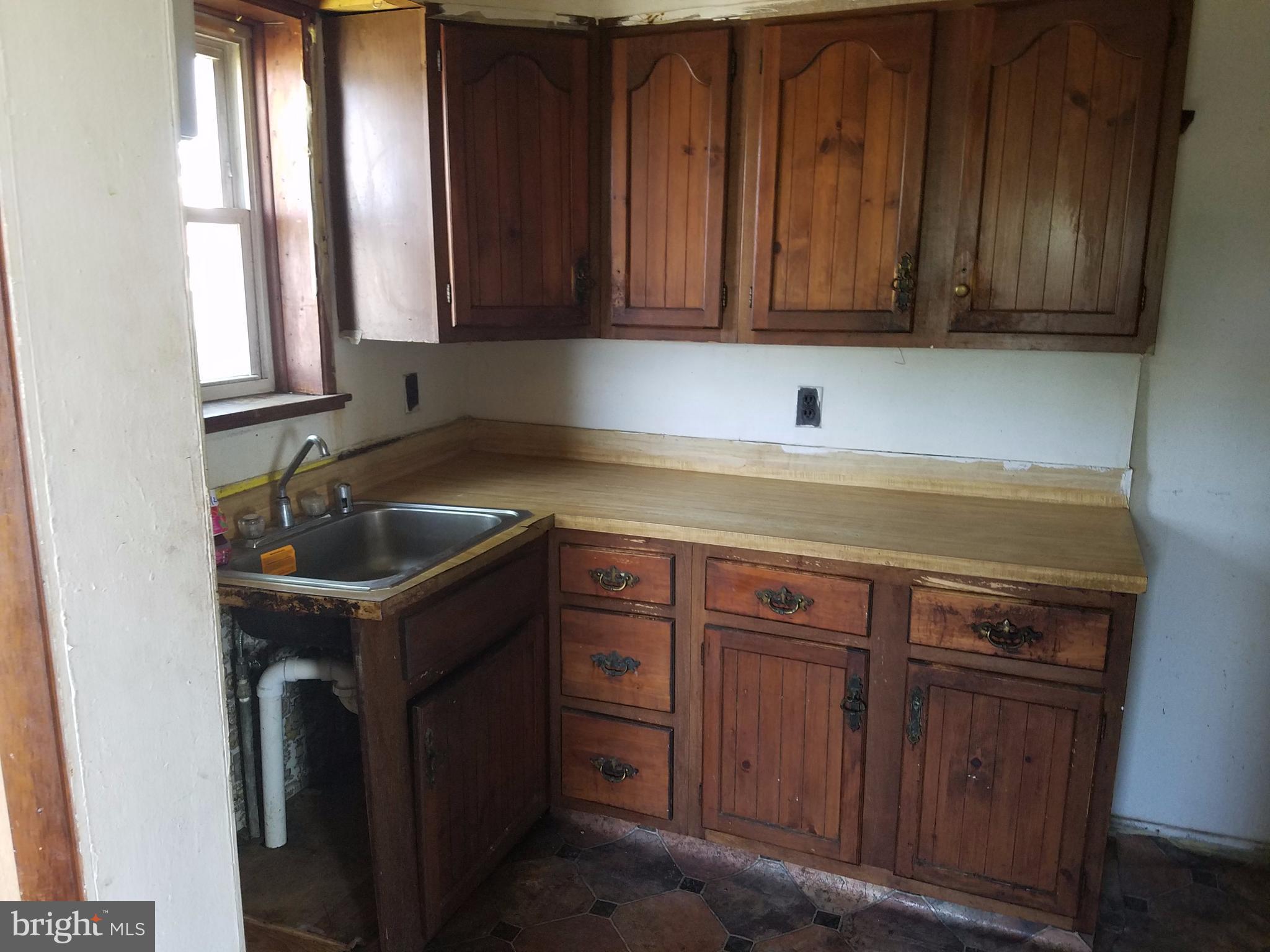 ARUNDEL VILLAGE - Residential