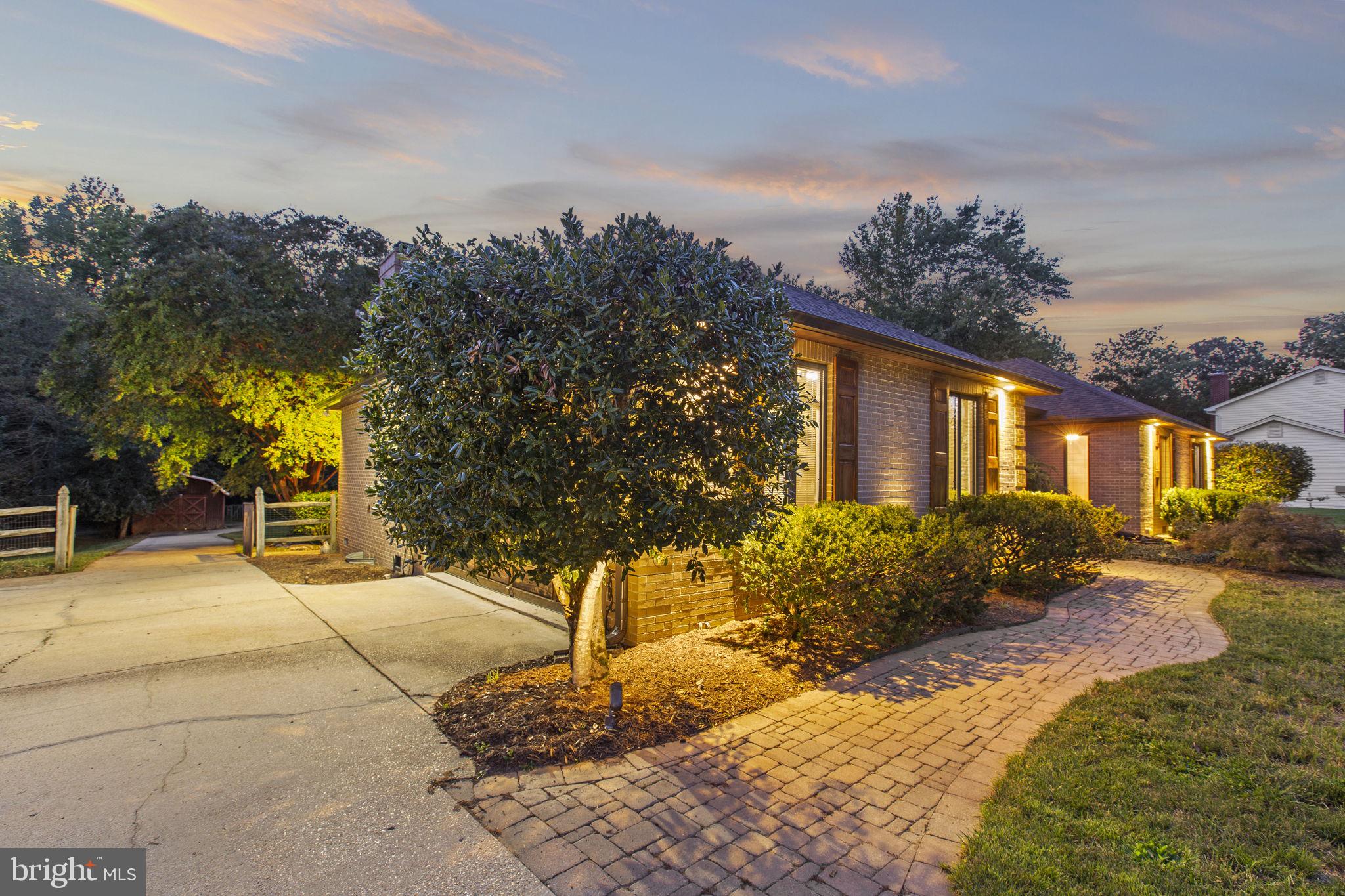 212 MORGANS RIDGE COURT