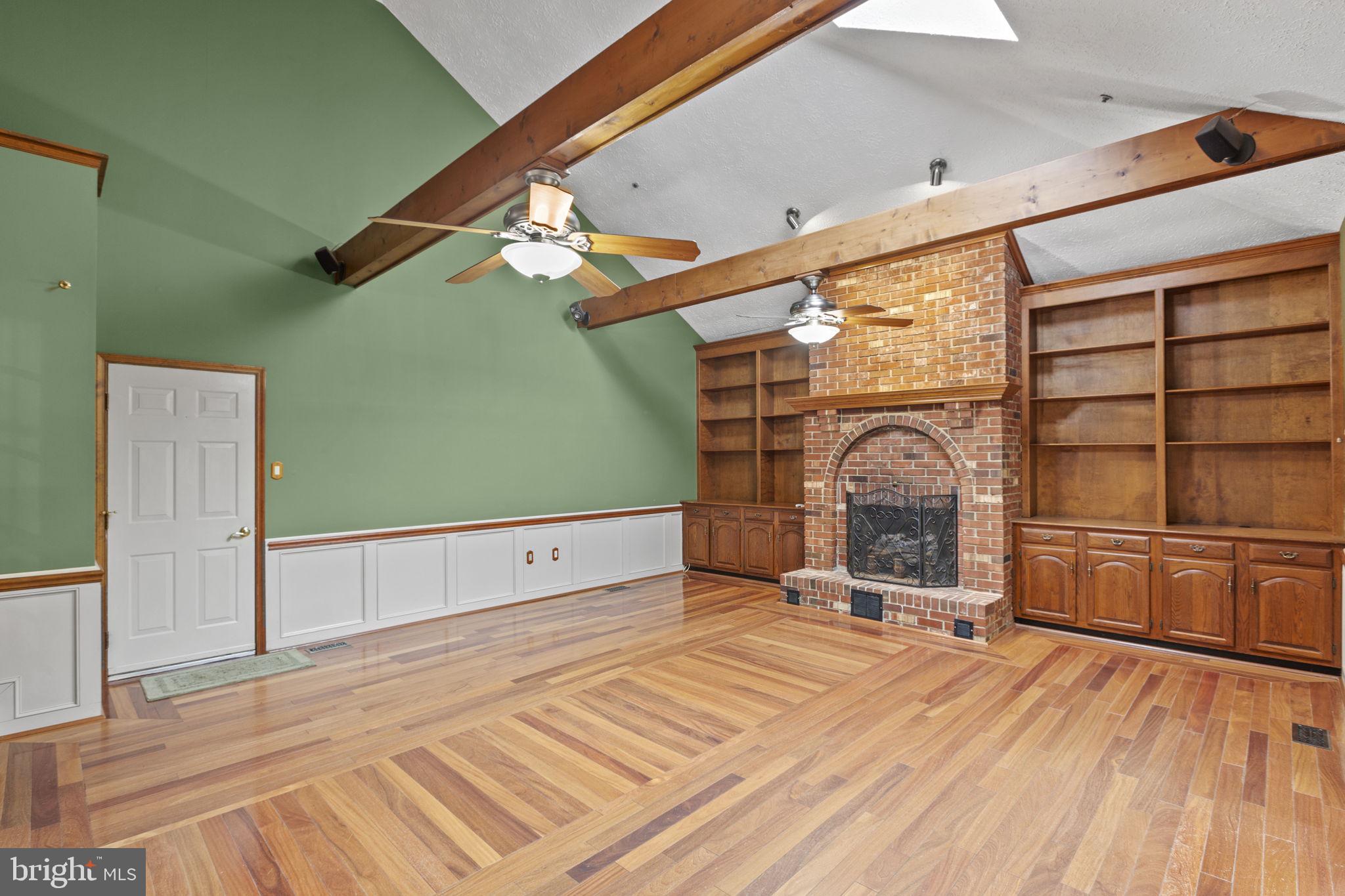 MORGANS RIDGE - Residential