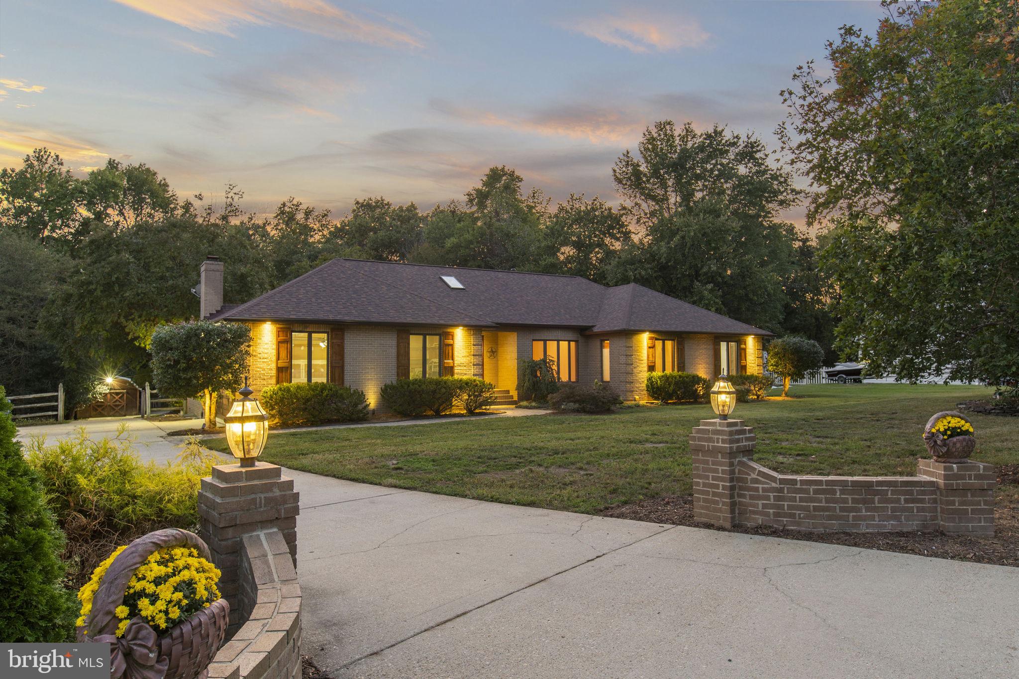 212 MORGANS RIDGE COURT
