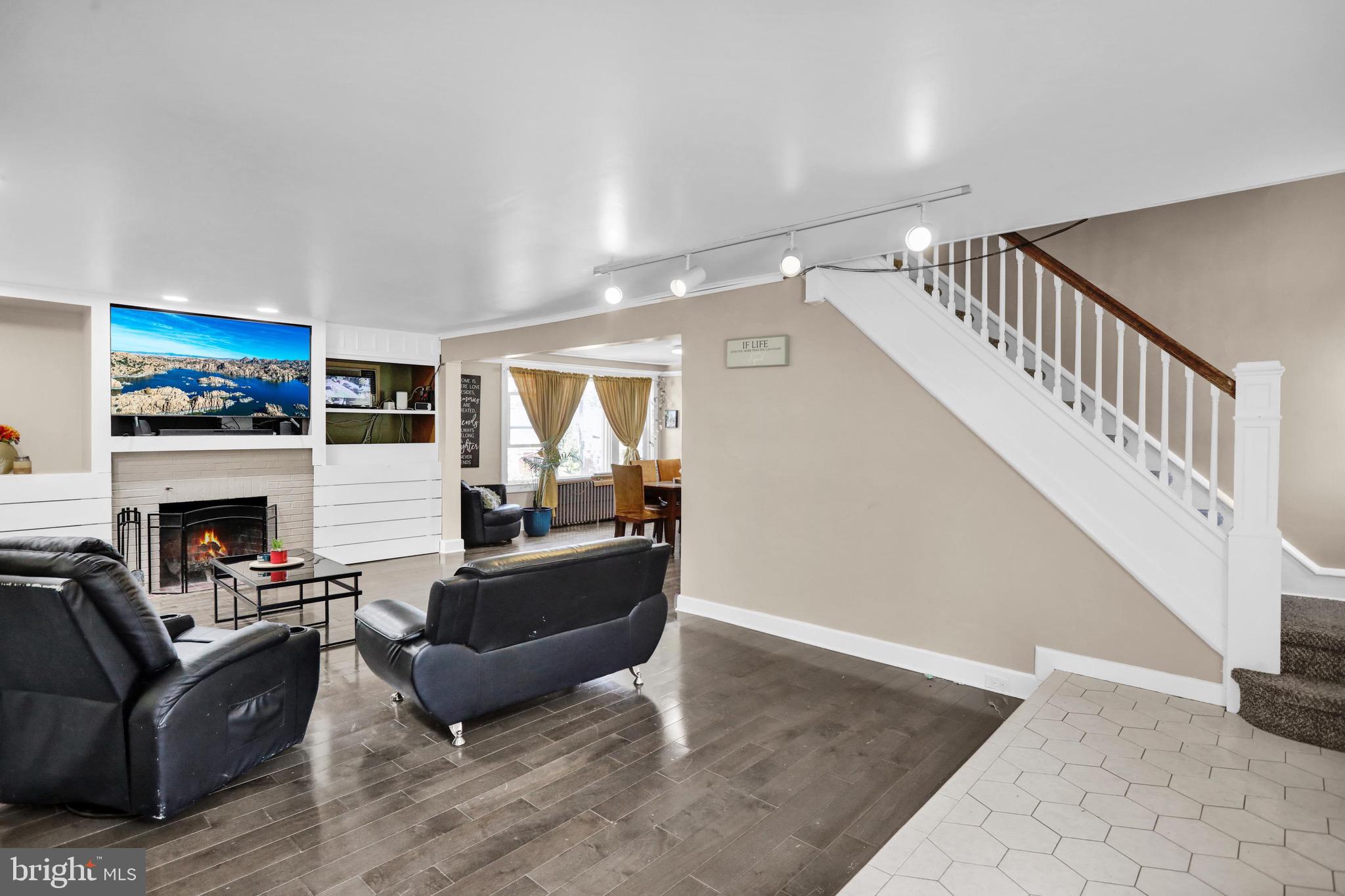 HAMPDEN HEIGHTS - Residential