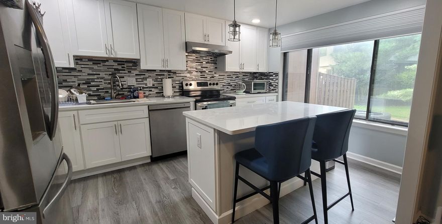 One bedroom rental.  The rent includes utilities, and high-speed internet, one room with one bathroom.  The shared common area has a spacious layout with a flat-screen TV, an updated eat-in kitchen,  laundry room and hardwood flooring.  Close to local shopping, parks and restaurants.