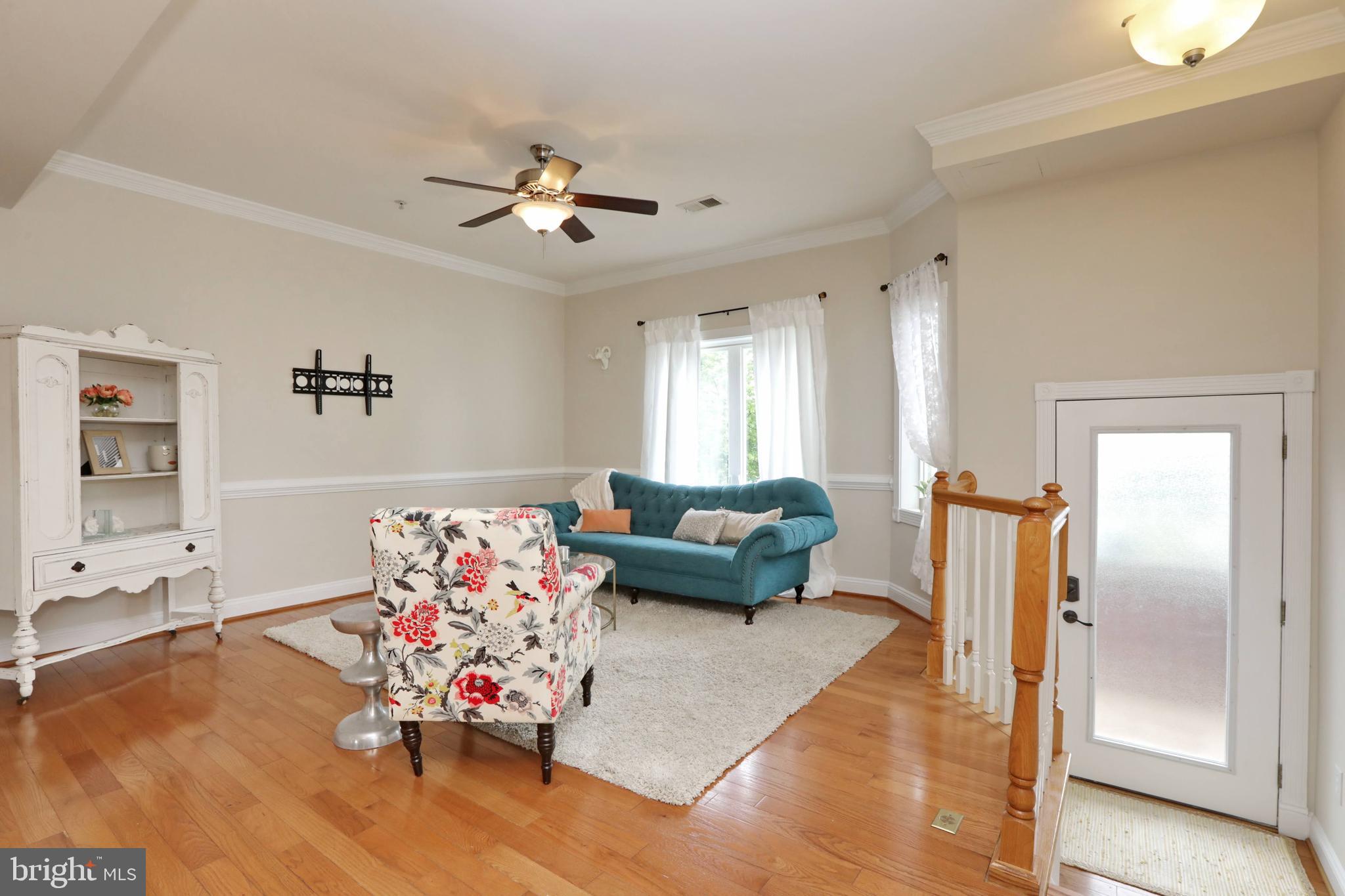 CENTENNIAL COMMONS - Residential Lease