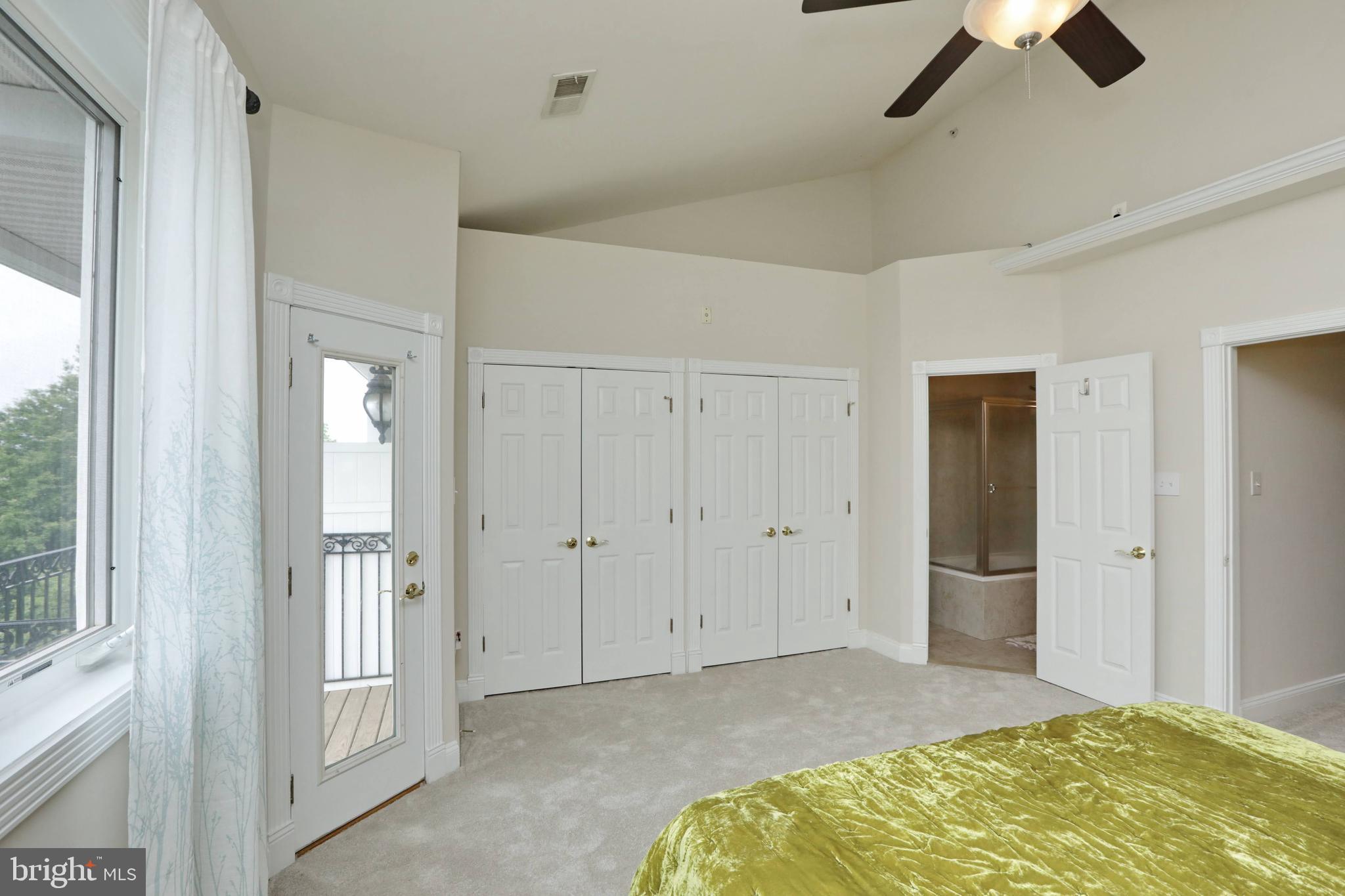 CENTENNIAL COMMONS - Residential Lease