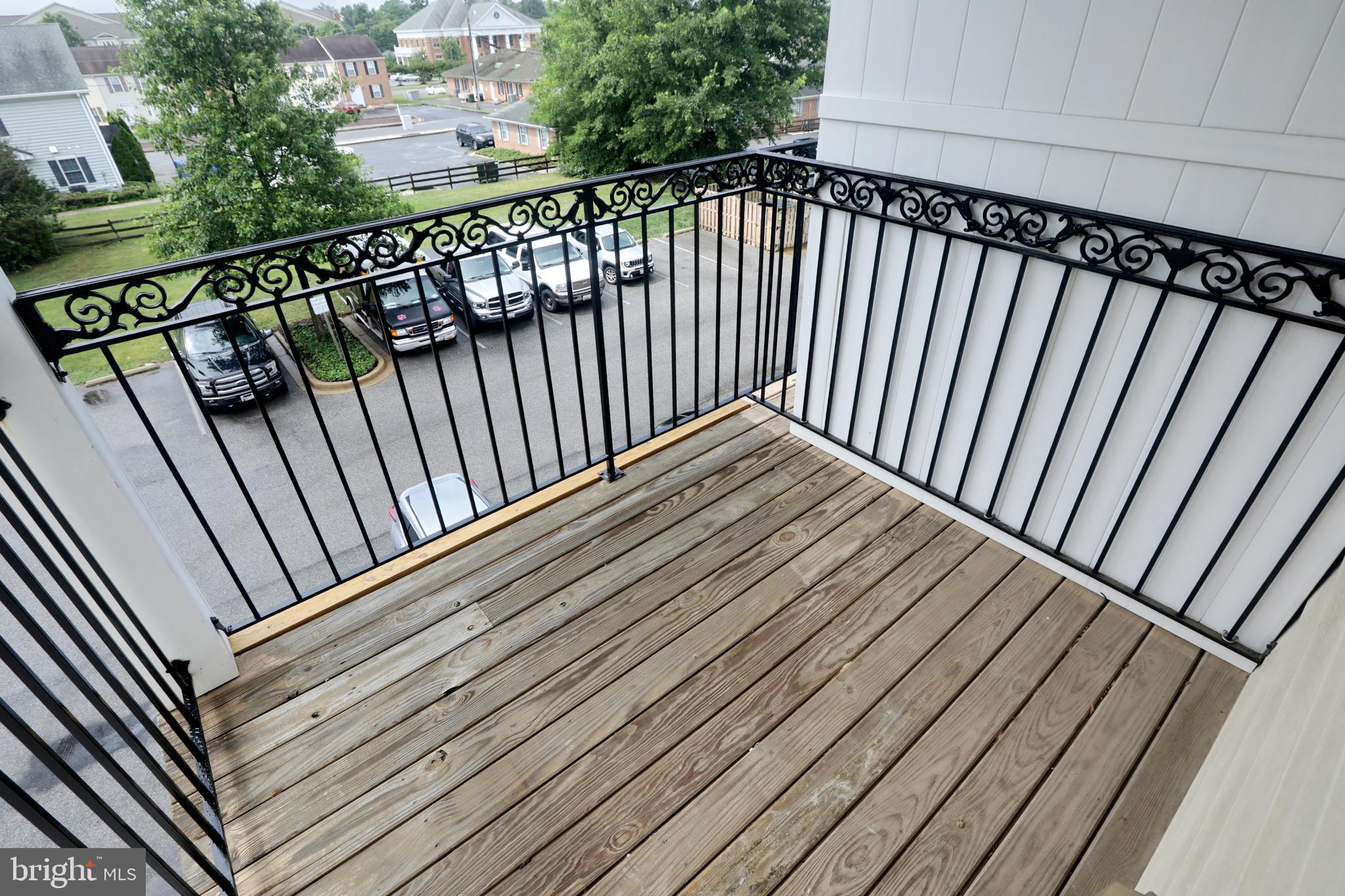 CENTENNIAL COMMONS - Residential Lease