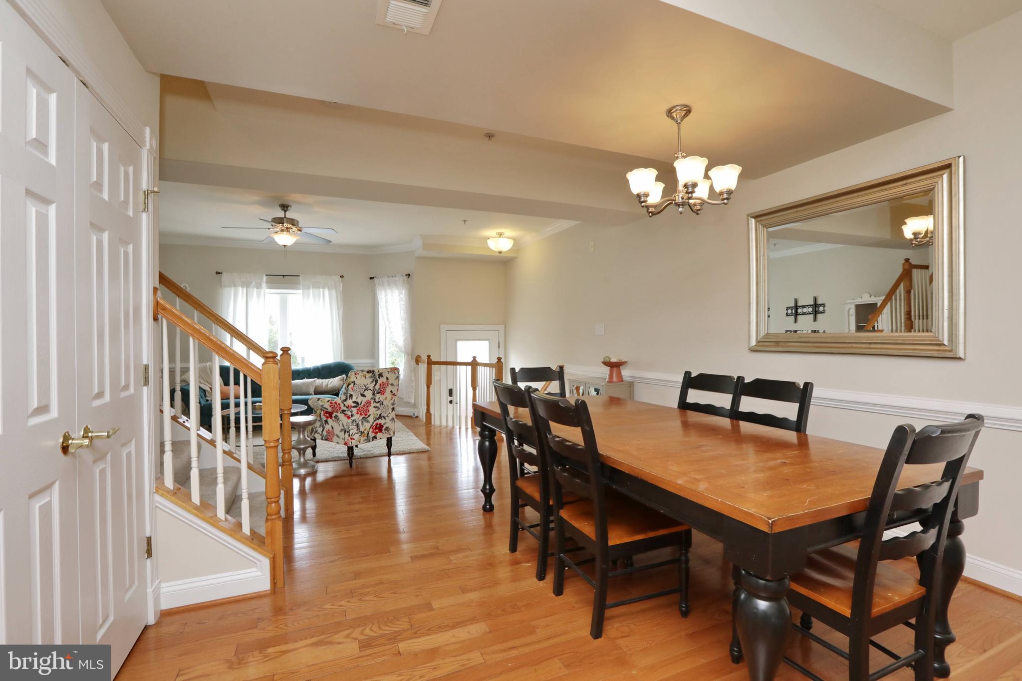 CENTENNIAL COMMONS - Residential Lease