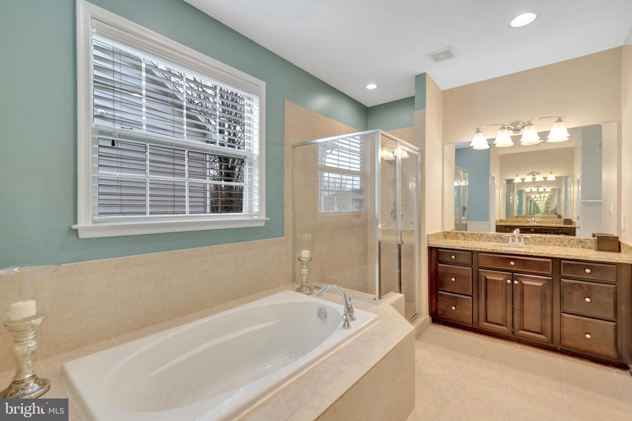 WOODMORE TOWNE CENTRE - Residential