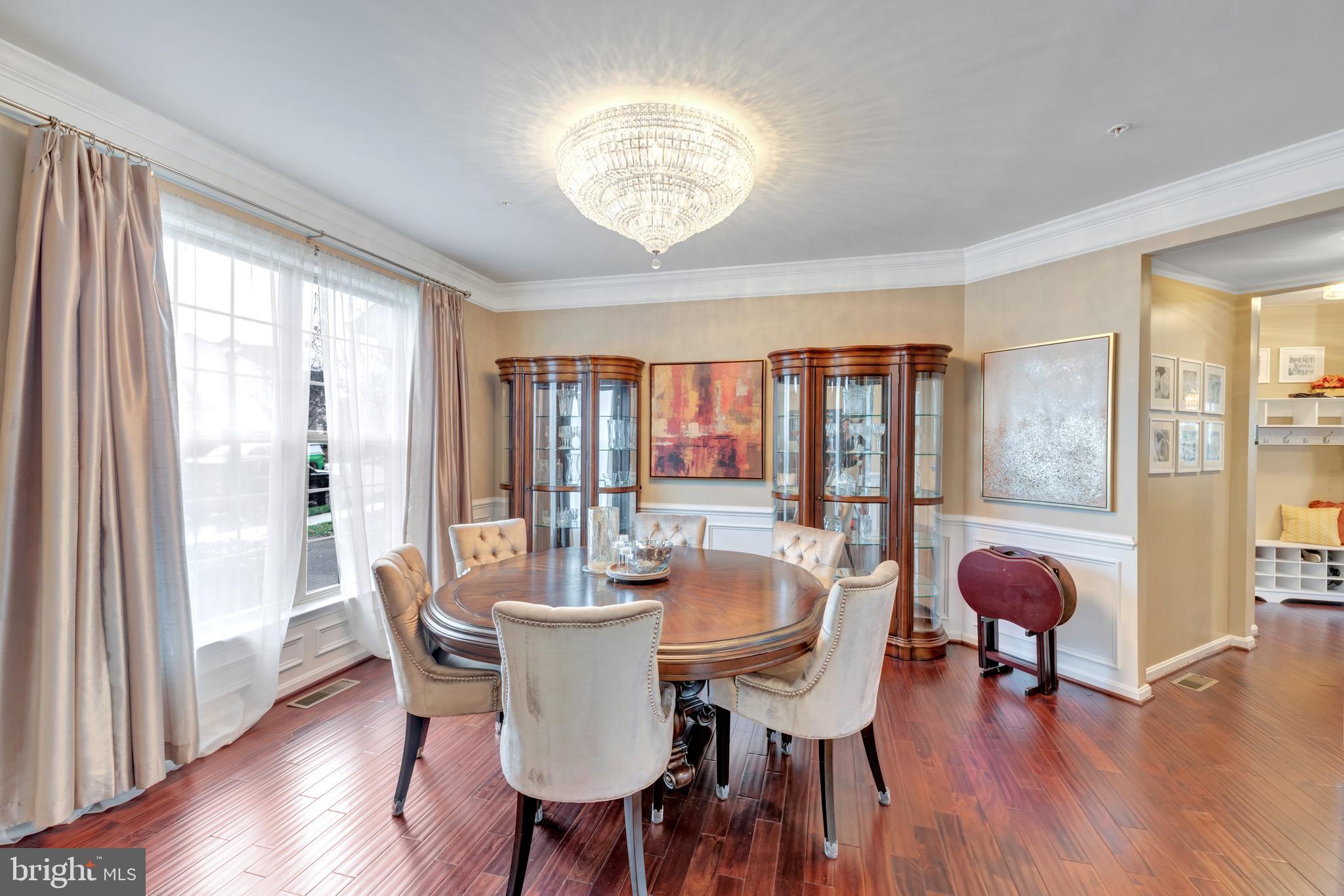 WOODMORE TOWNE CENTRE - Residential