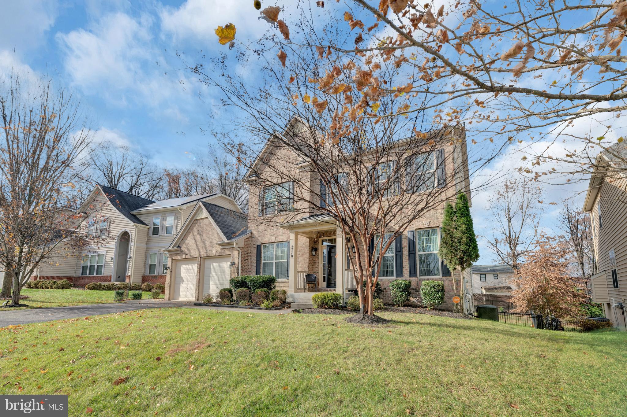 WOODMORE TOWNE CENTRE - Residential