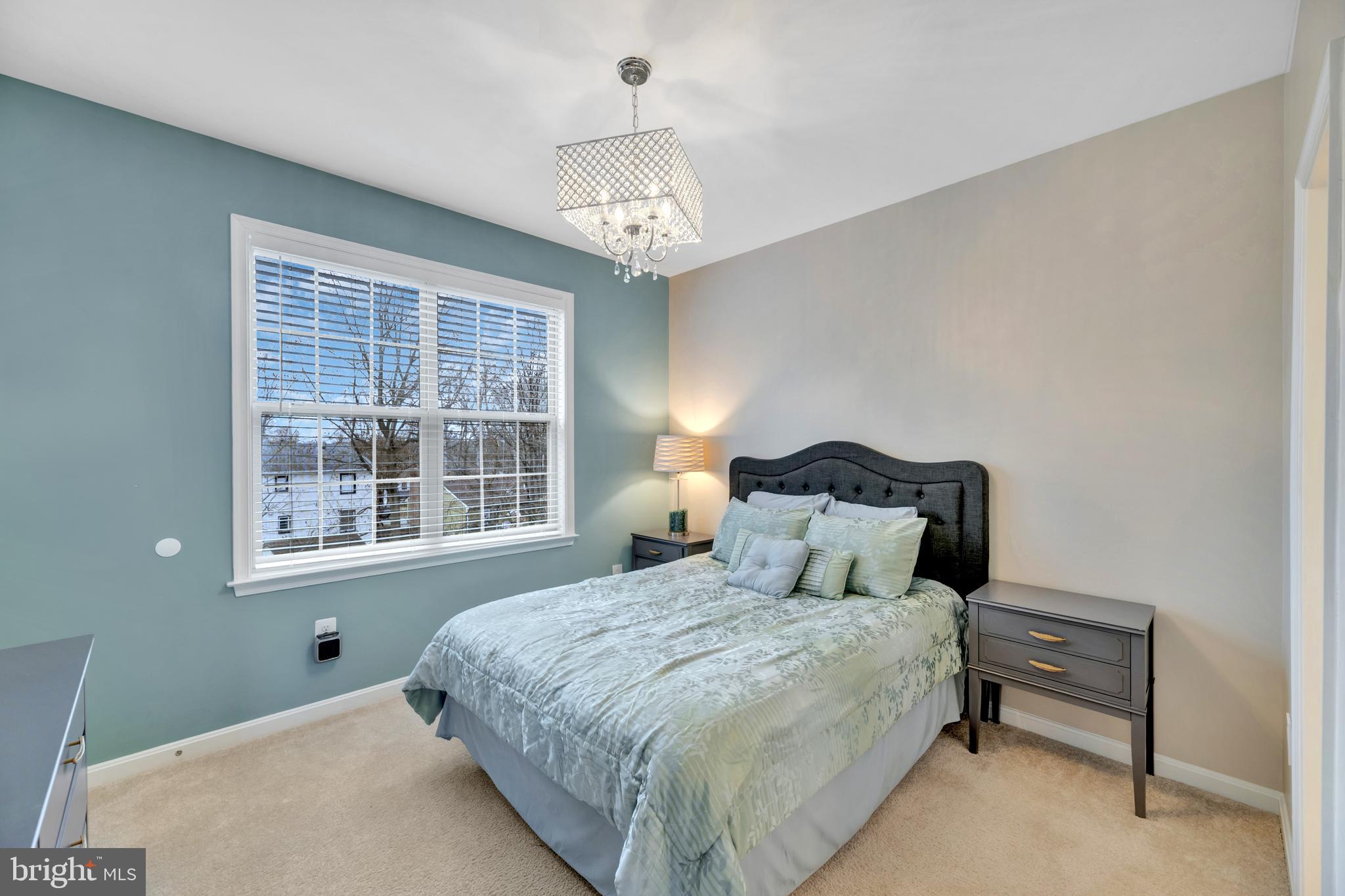 WOODMORE TOWNE CENTRE - Residential