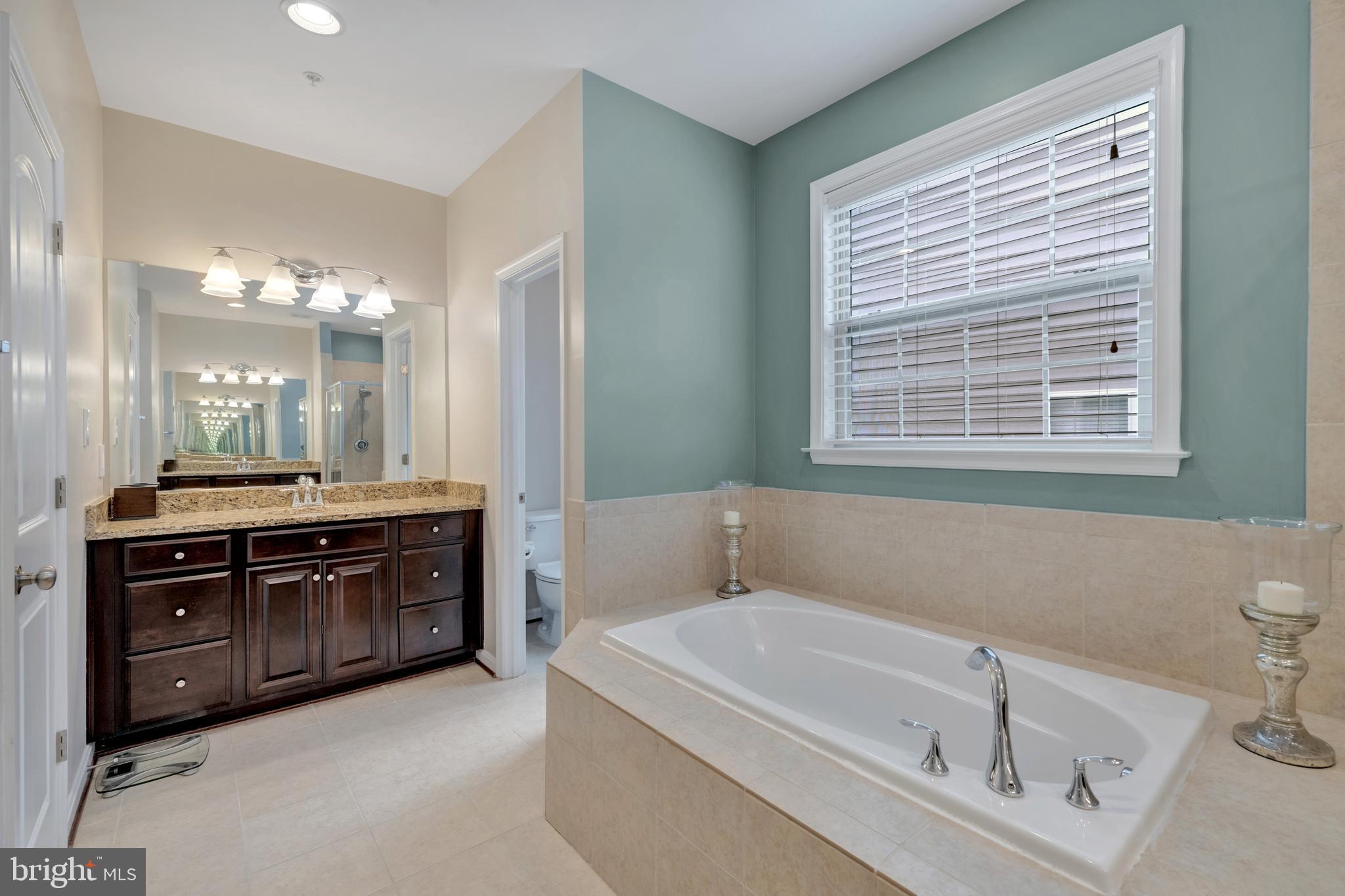 WOODMORE TOWNE CENTRE - Residential