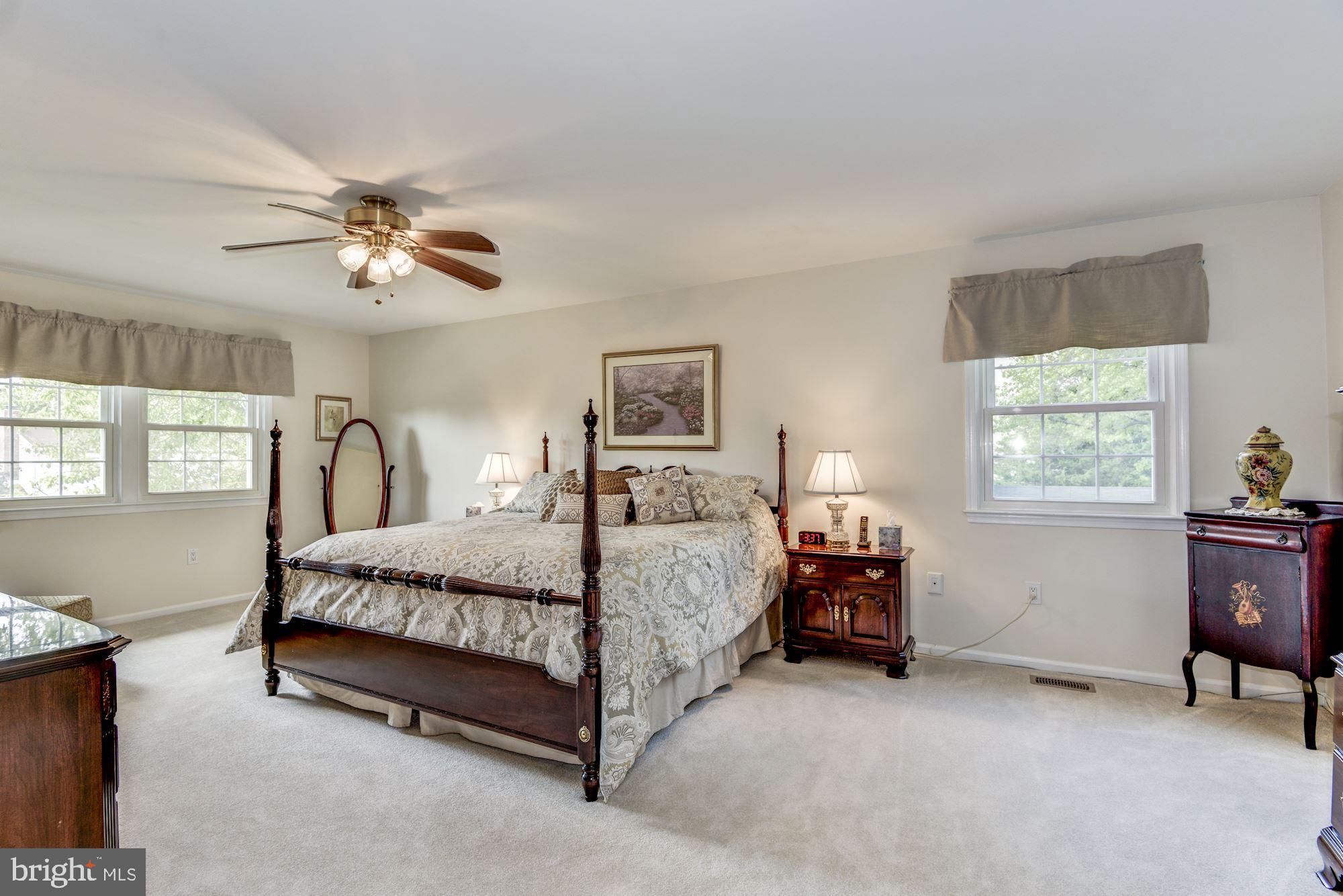 BROOKFIELD - Residential