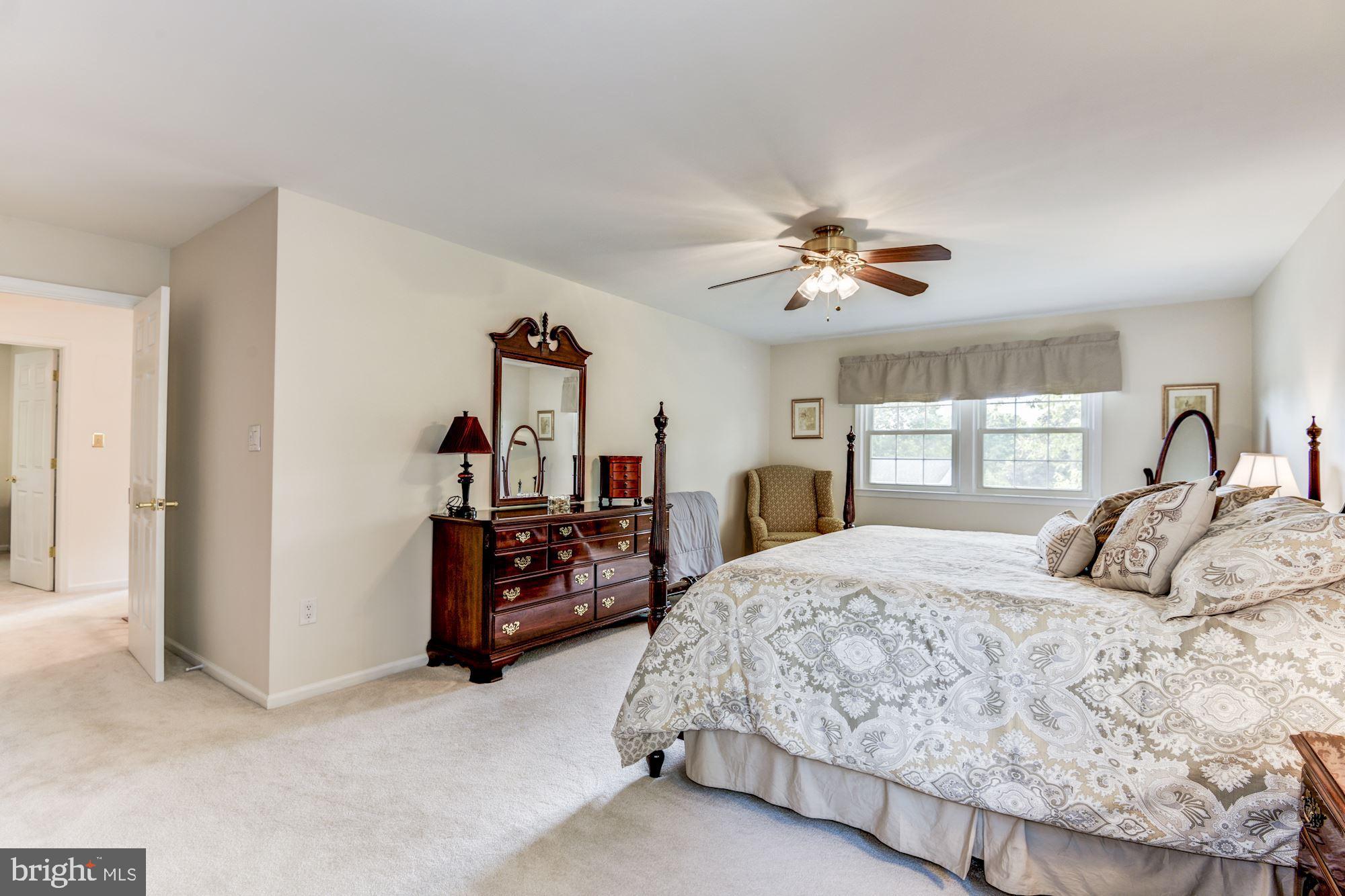 BROOKFIELD - Residential