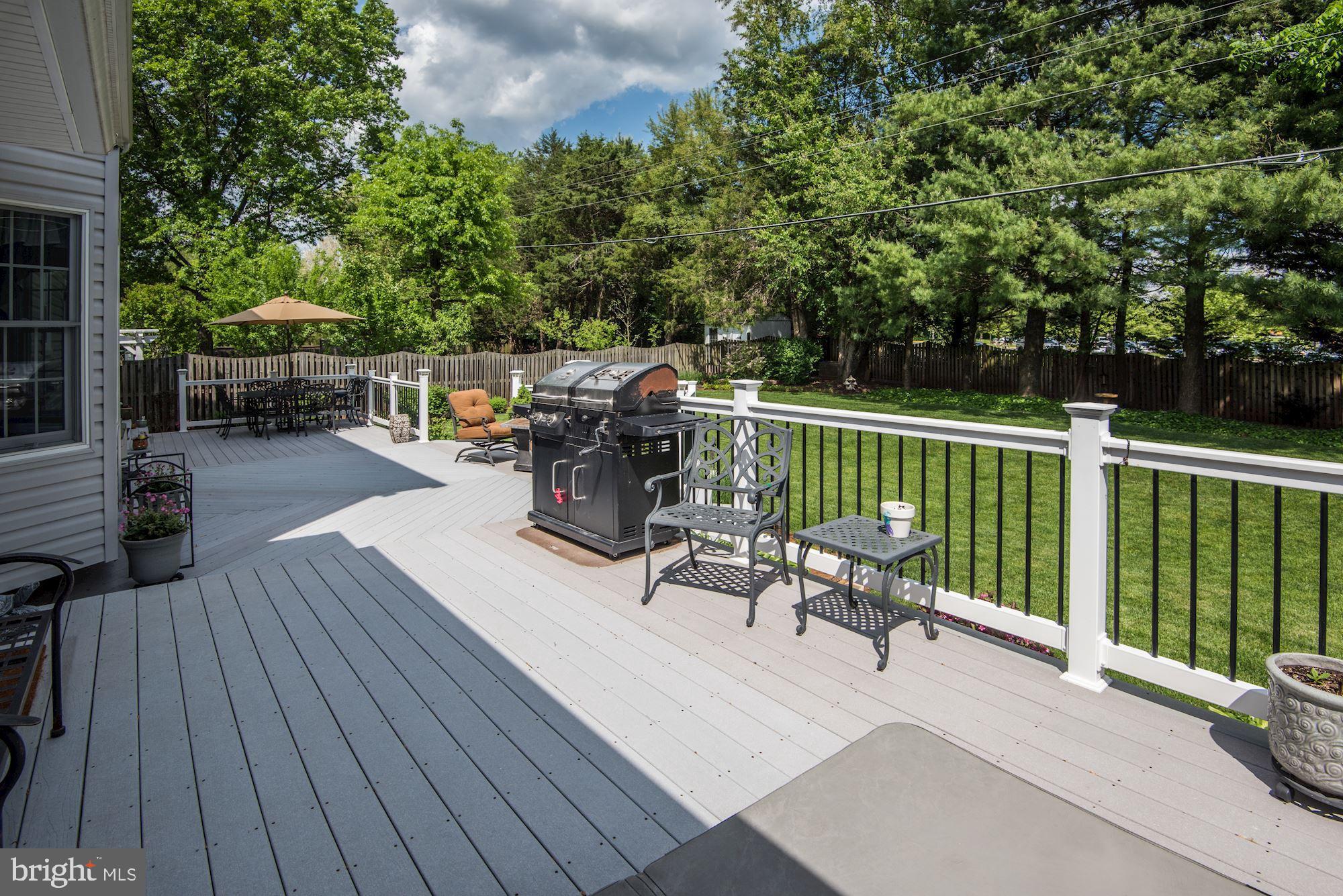 BROOKFIELD - Residential