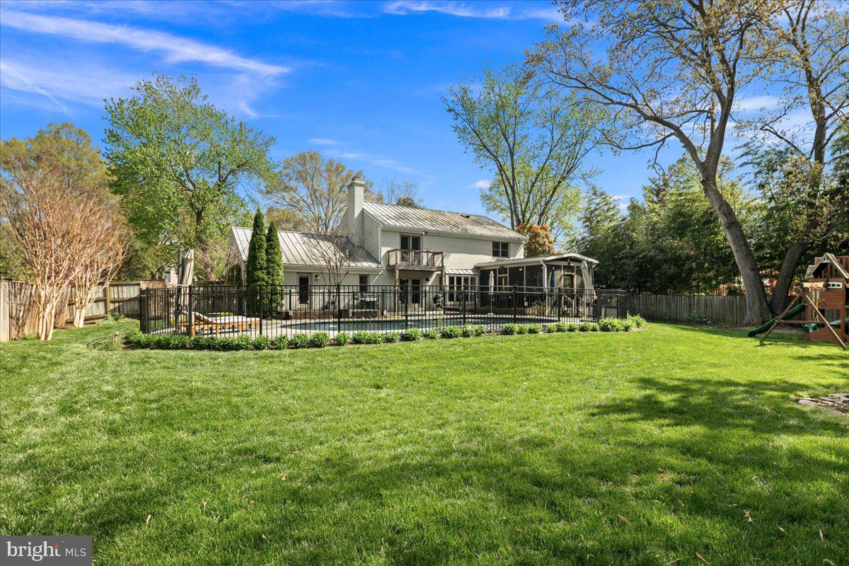 9410 FERRY LANDING COURT