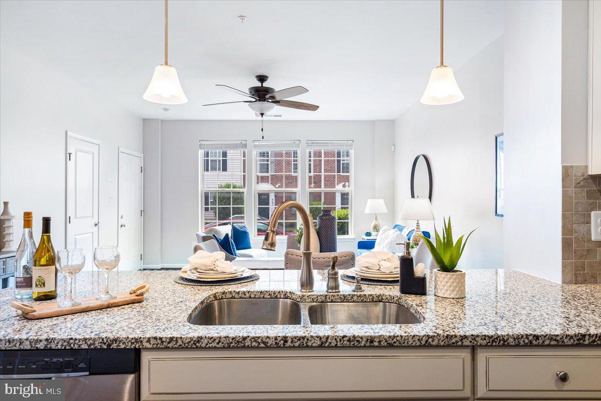 BALLENGER CREEK - Residential