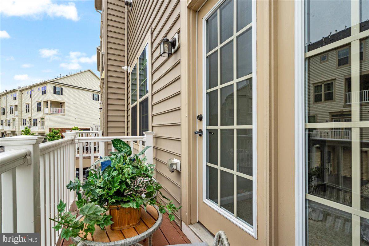 BALLENGER CREEK - Residential