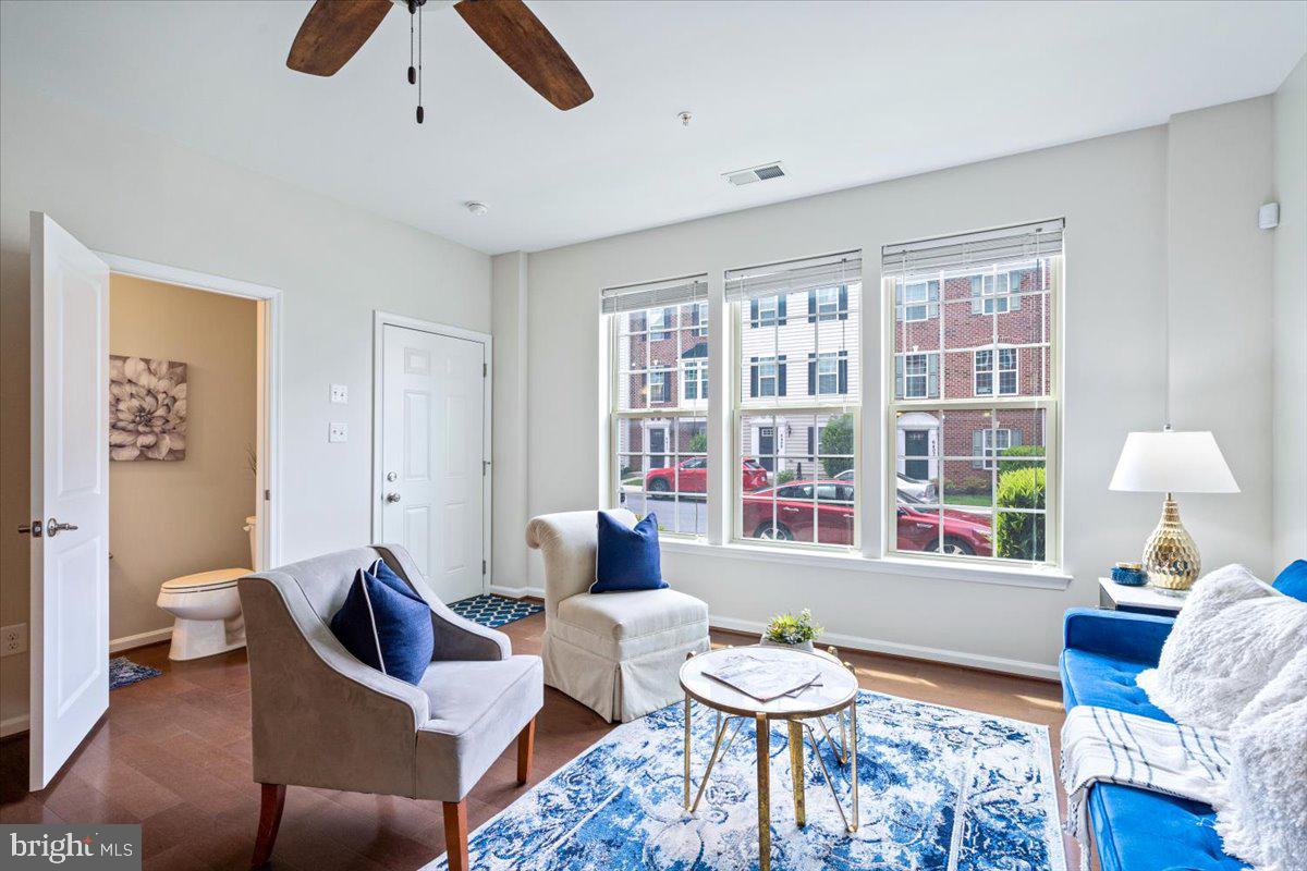 BALLENGER CREEK - Residential