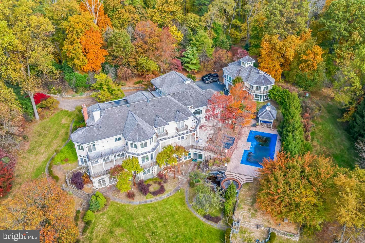 CHARLESTOWN TWP - Residential