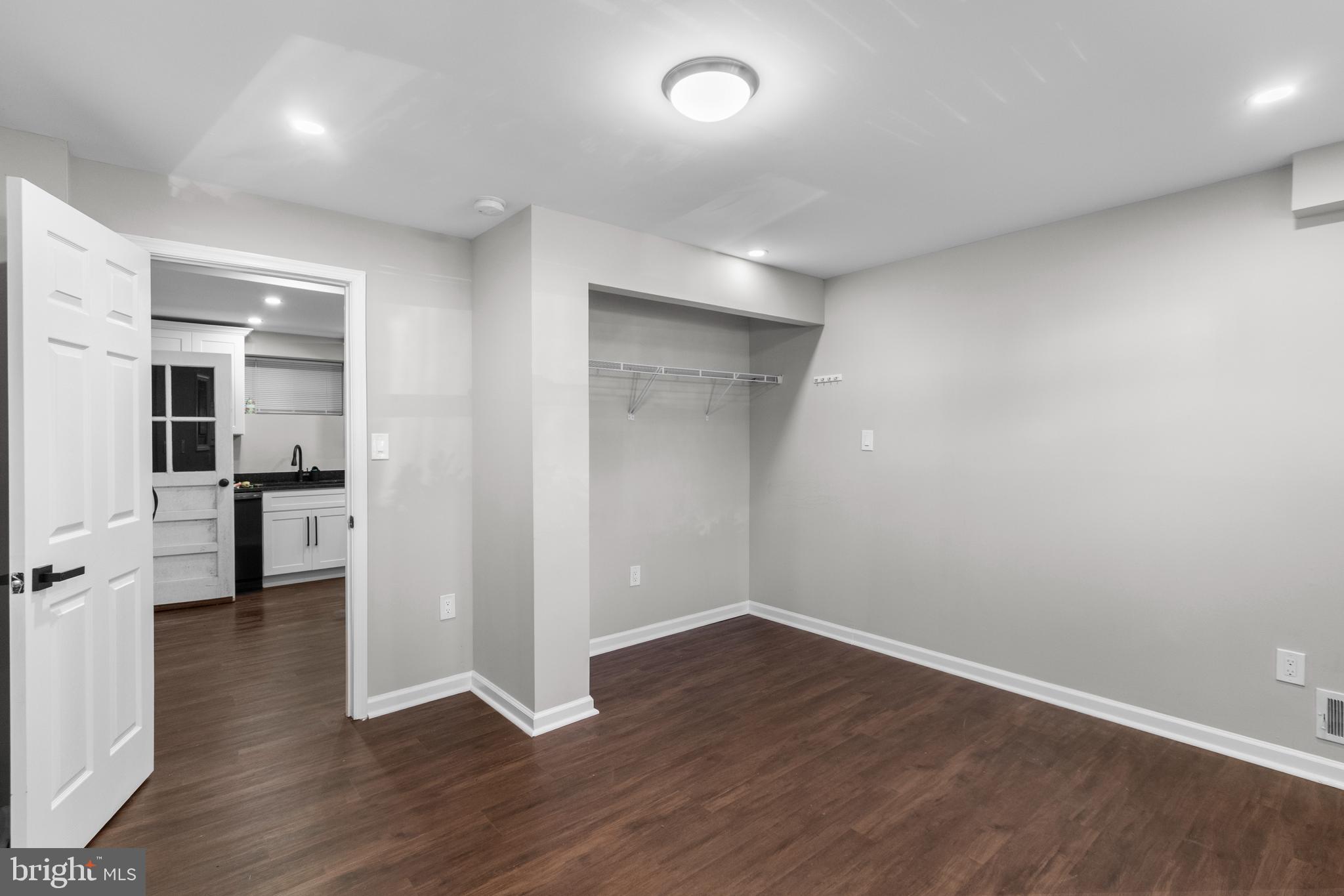 5005 STEWART COURT #B