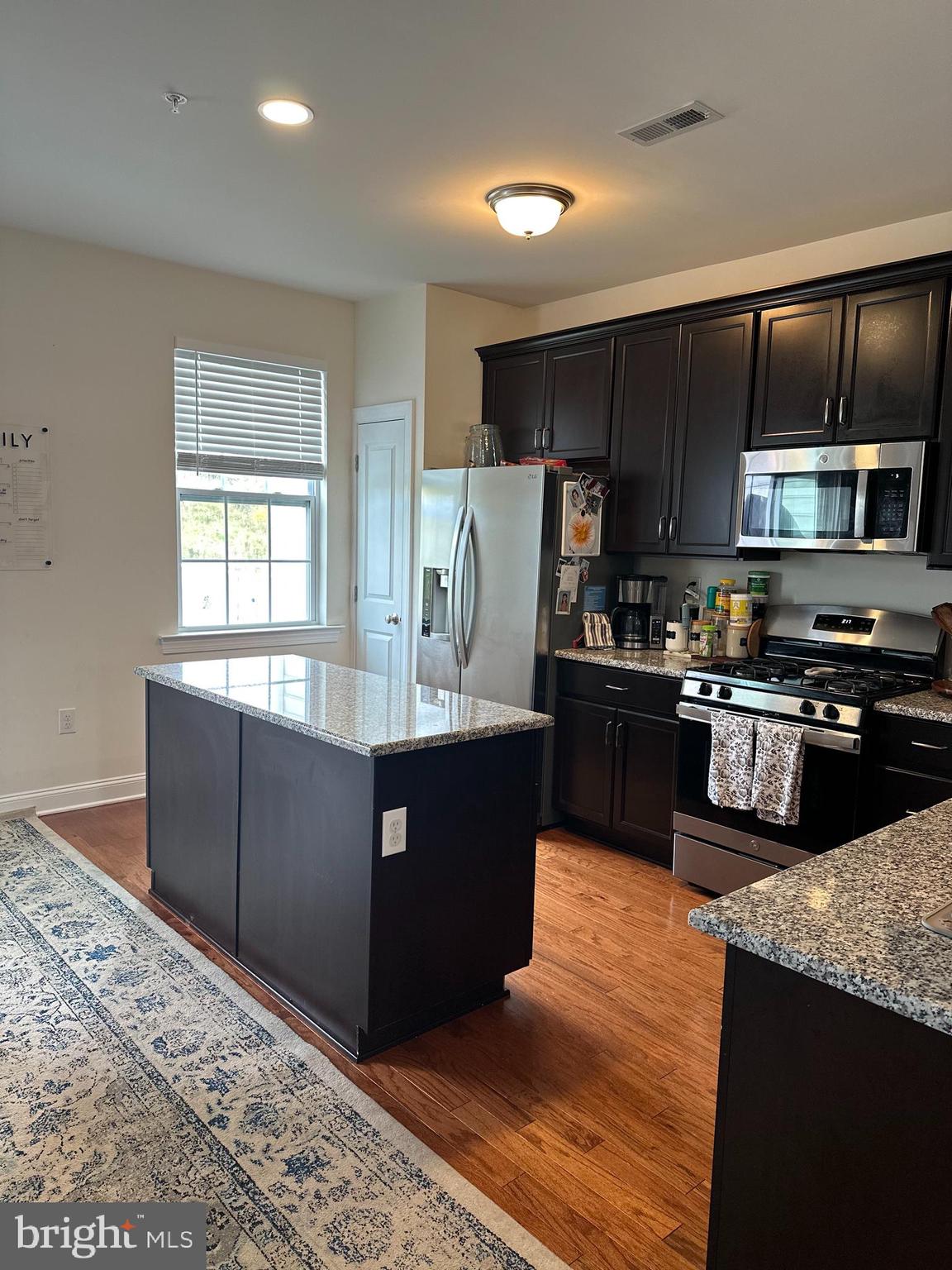 COURTS AT BRYNWOOD - Residential Lease