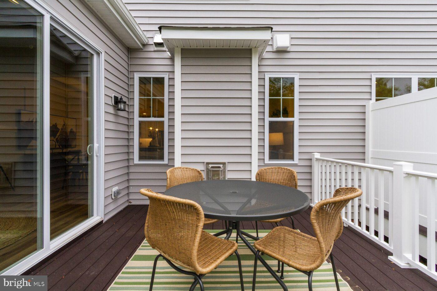 COURTS AT BRYNWOOD - Residential Lease