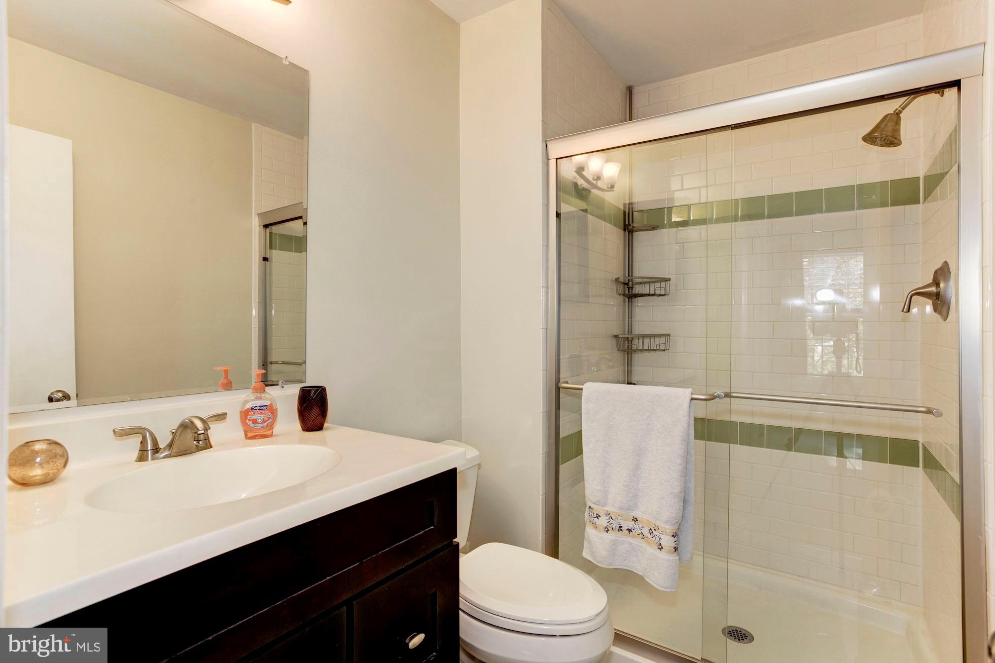 LAKE RIDGE - Residential