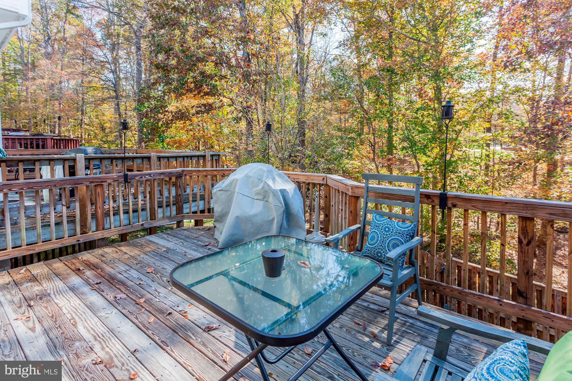 LAKE RIDGE - Residential