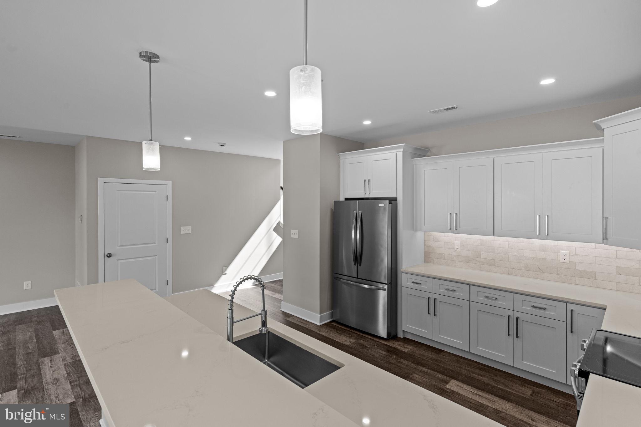 BRISTOL - Residential