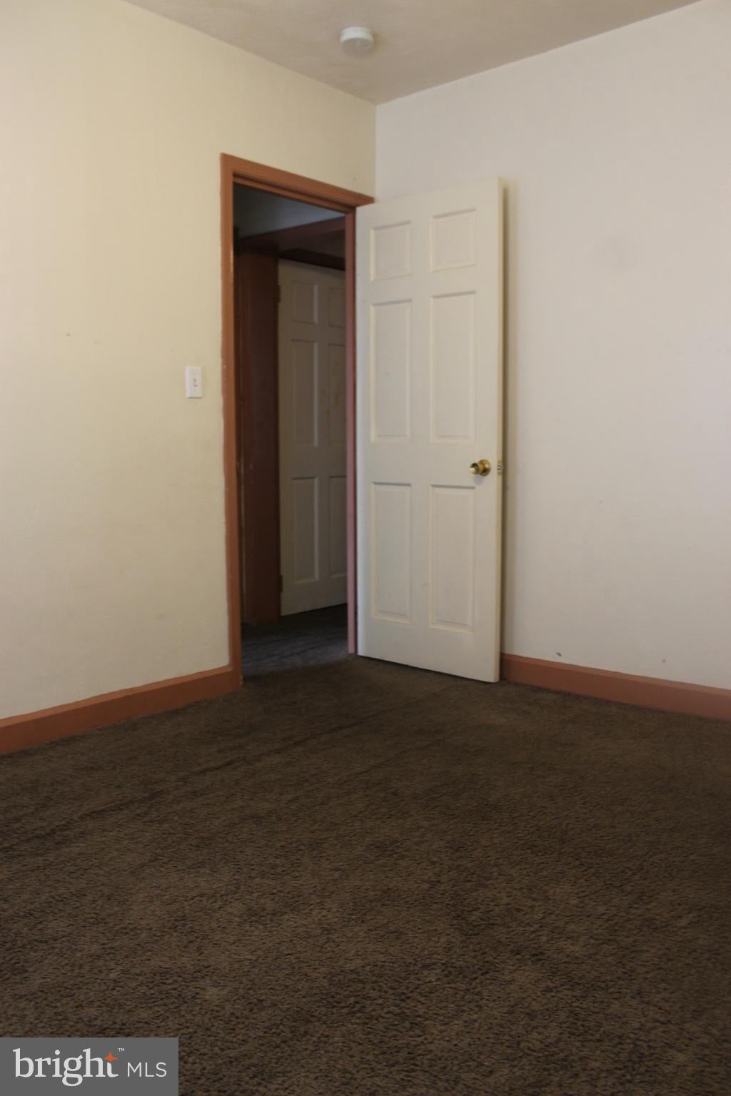 42 LAUREL STREET