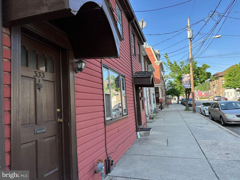 Photo of 333 Cherry Street, COLUMBIA, PA 17512 (MLS # PALA2069160)