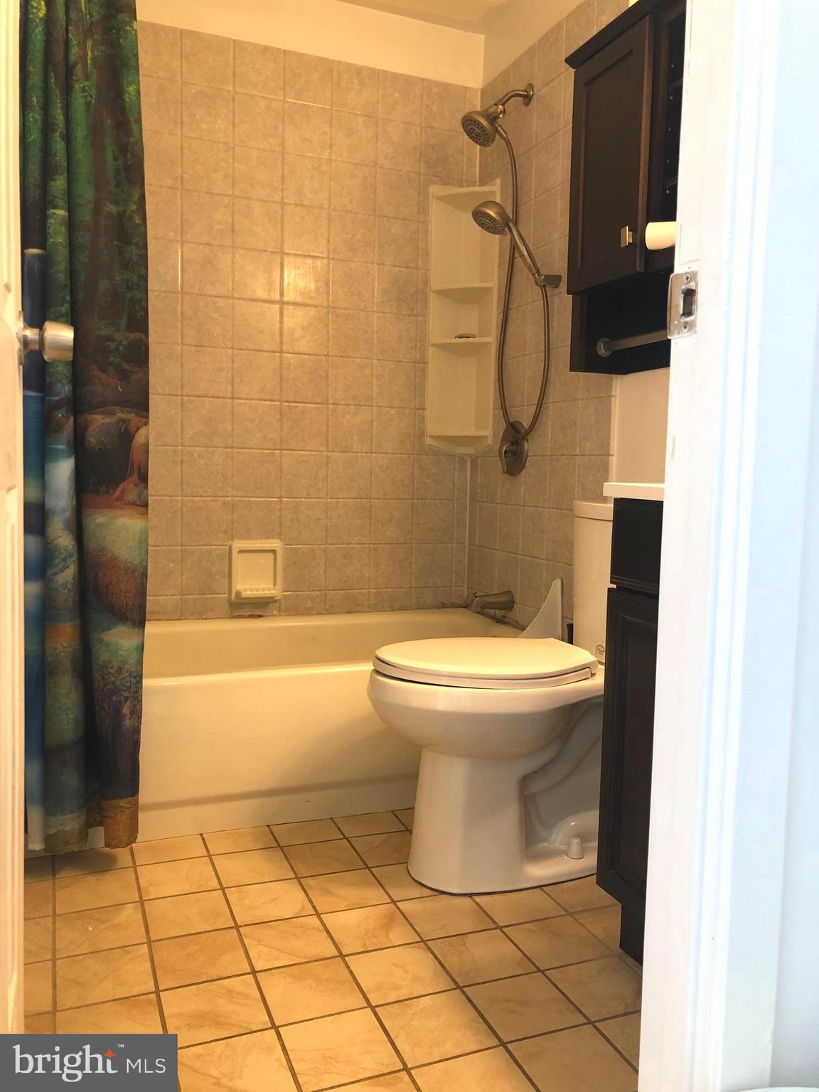 GREENS OF WESTMINSTER - Residential Lease