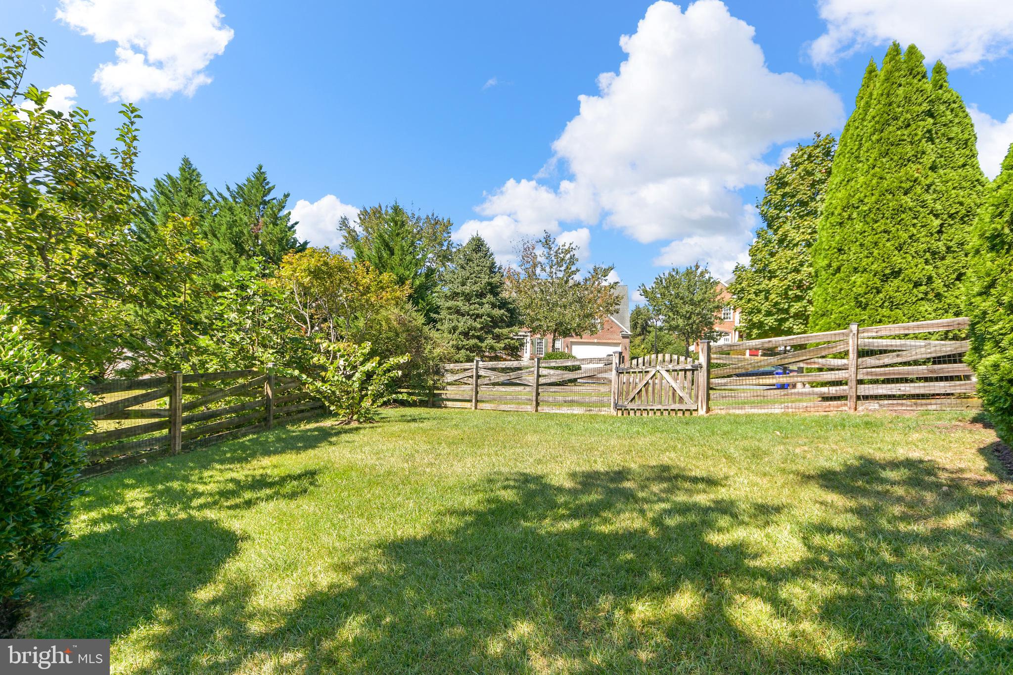 VILLAGES OF URBANA - Residential