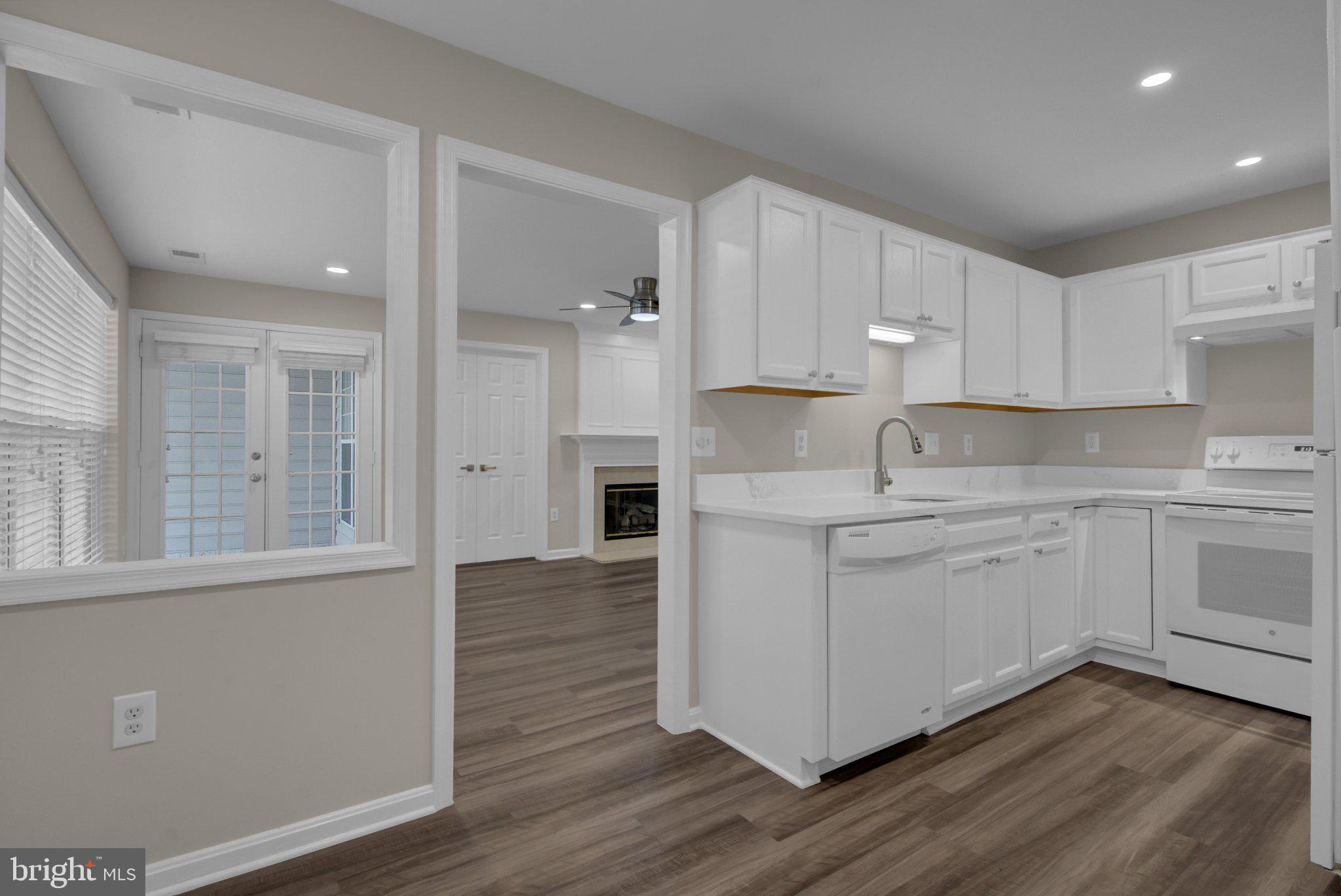 GUNSTON CORNER - Residential