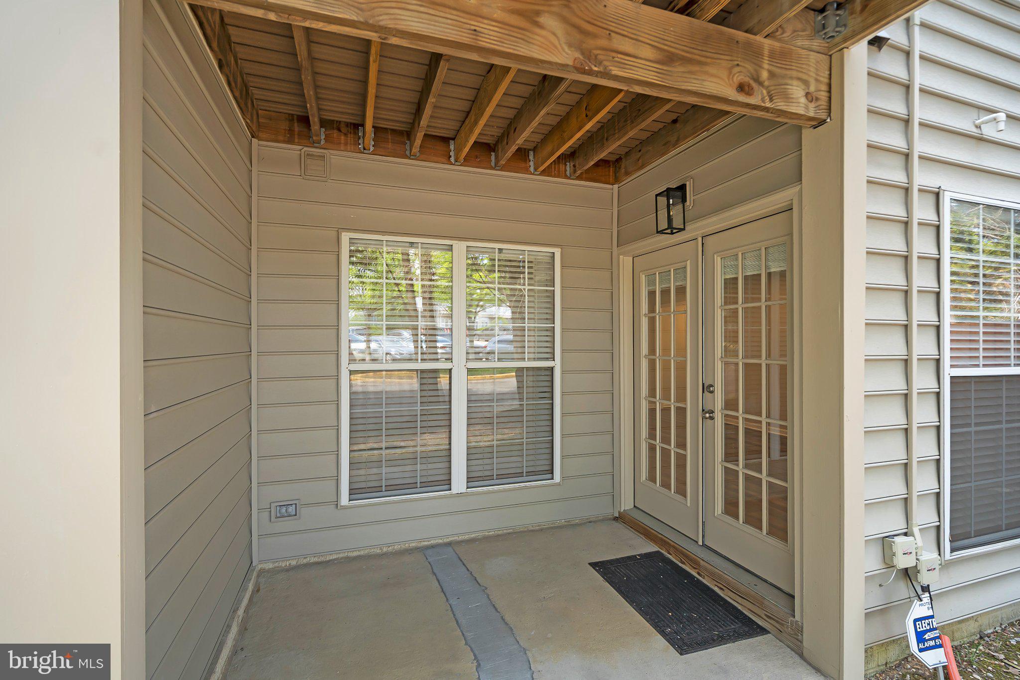 GUNSTON CORNER - Residential