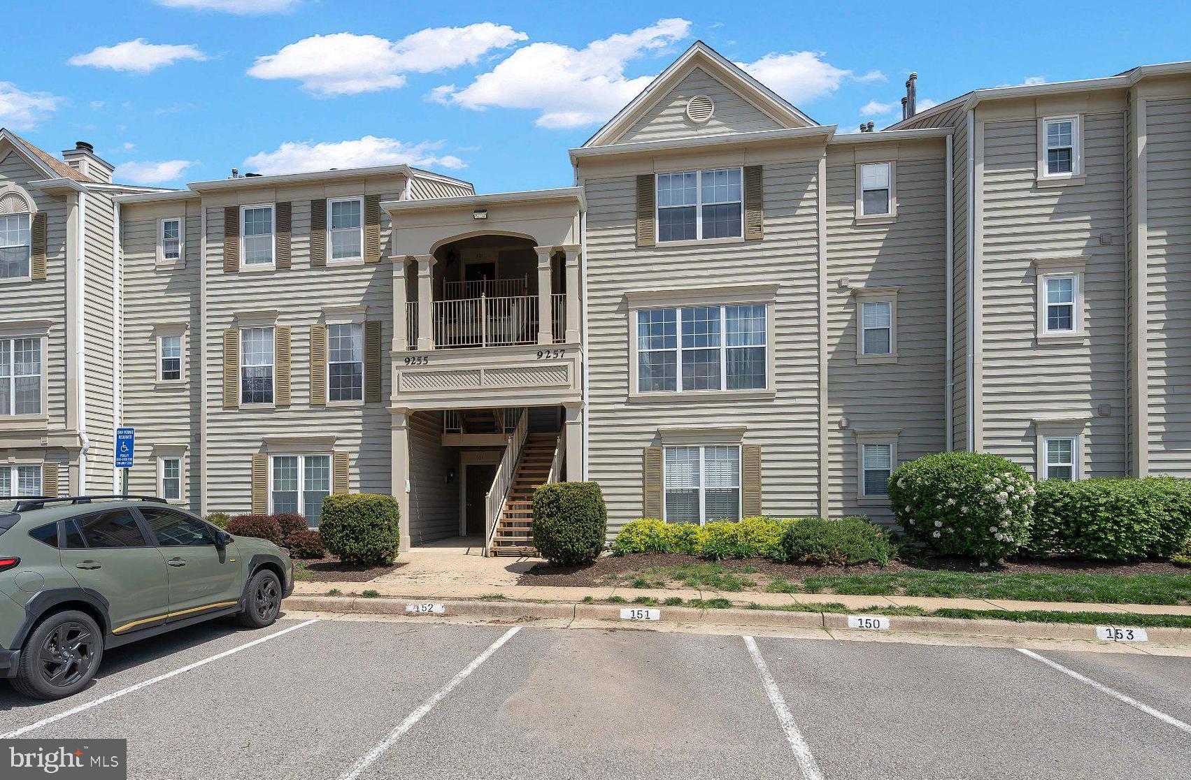 GUNSTON CORNER - Residential