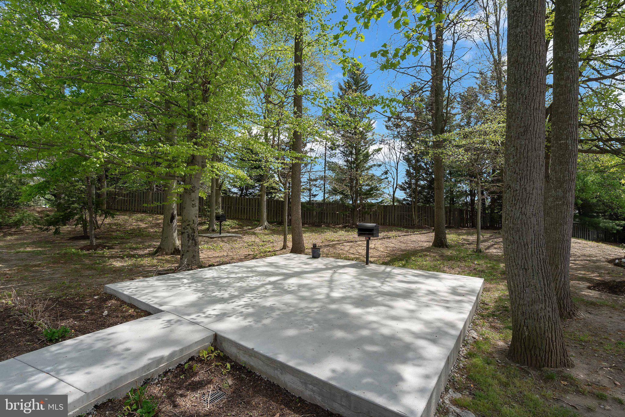 GUNSTON CORNER - Residential