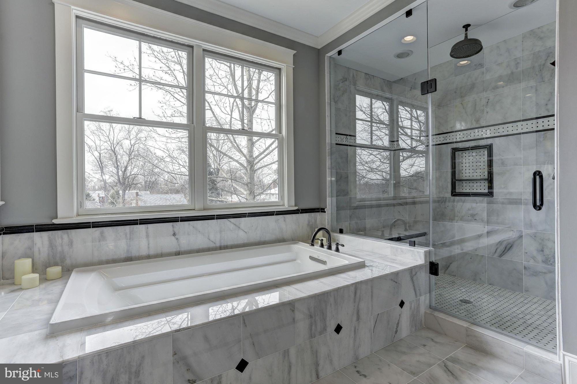 BROYHILL HEIGHTS - Residential