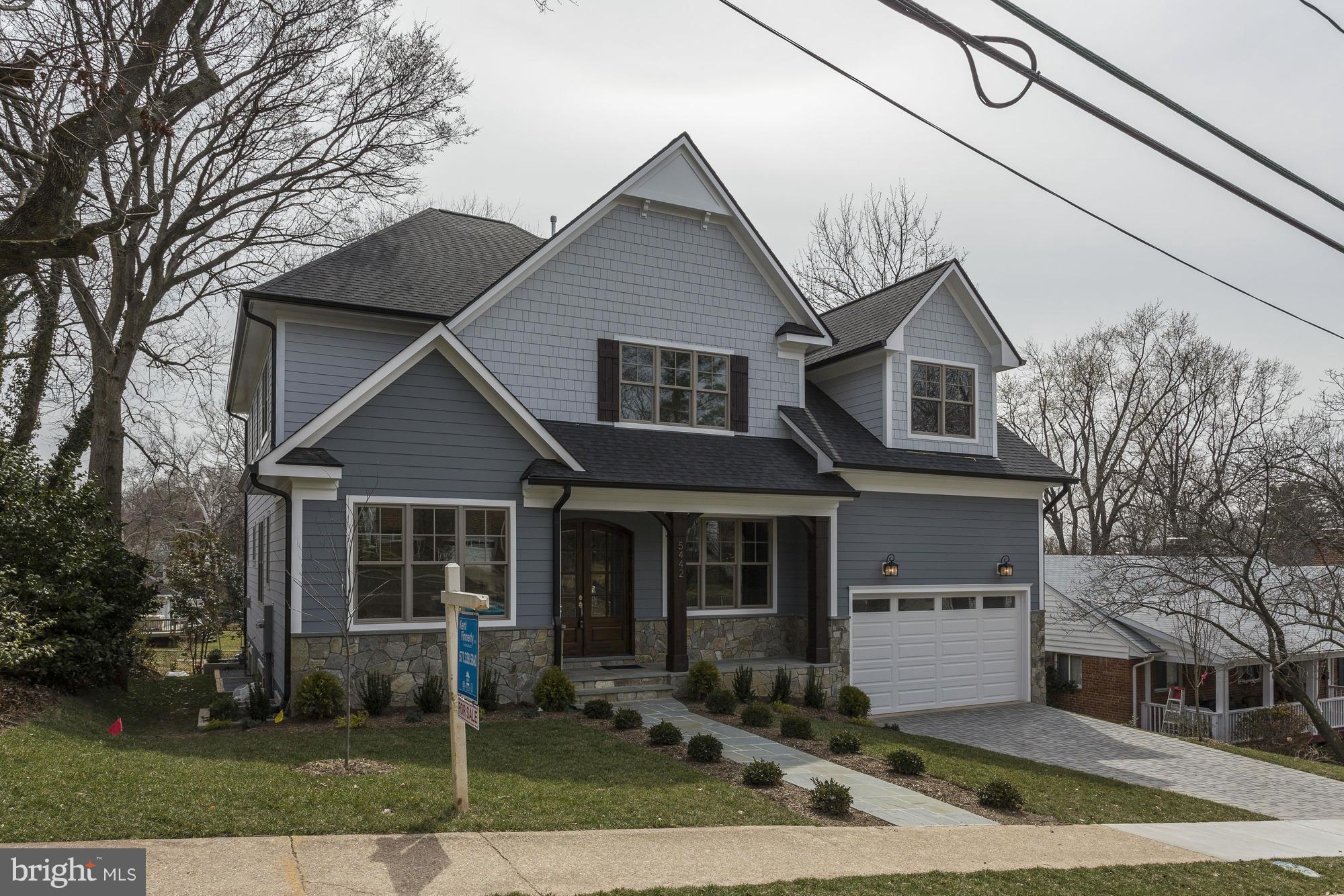 BROYHILL HEIGHTS - Residential