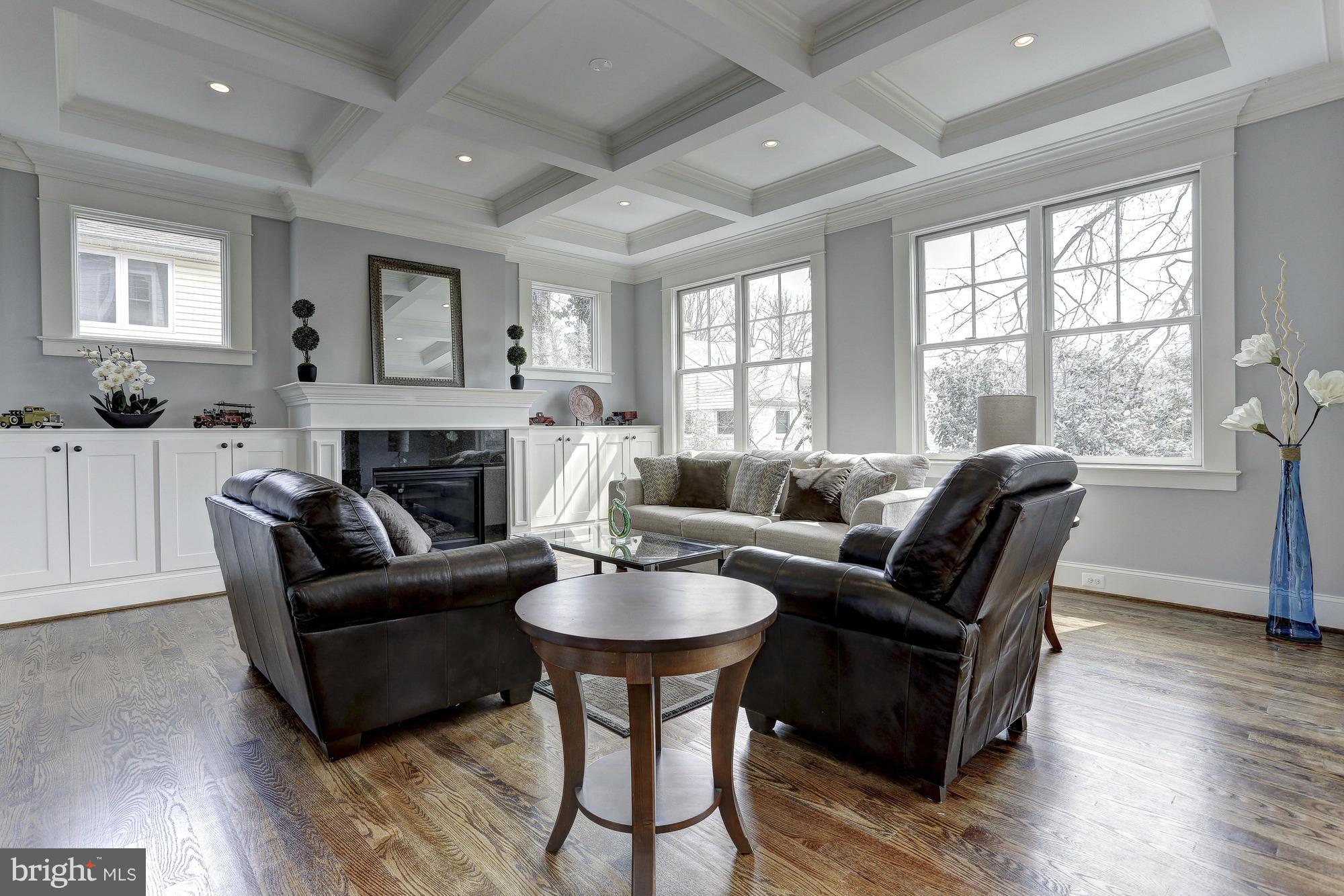 BROYHILL HEIGHTS - Residential